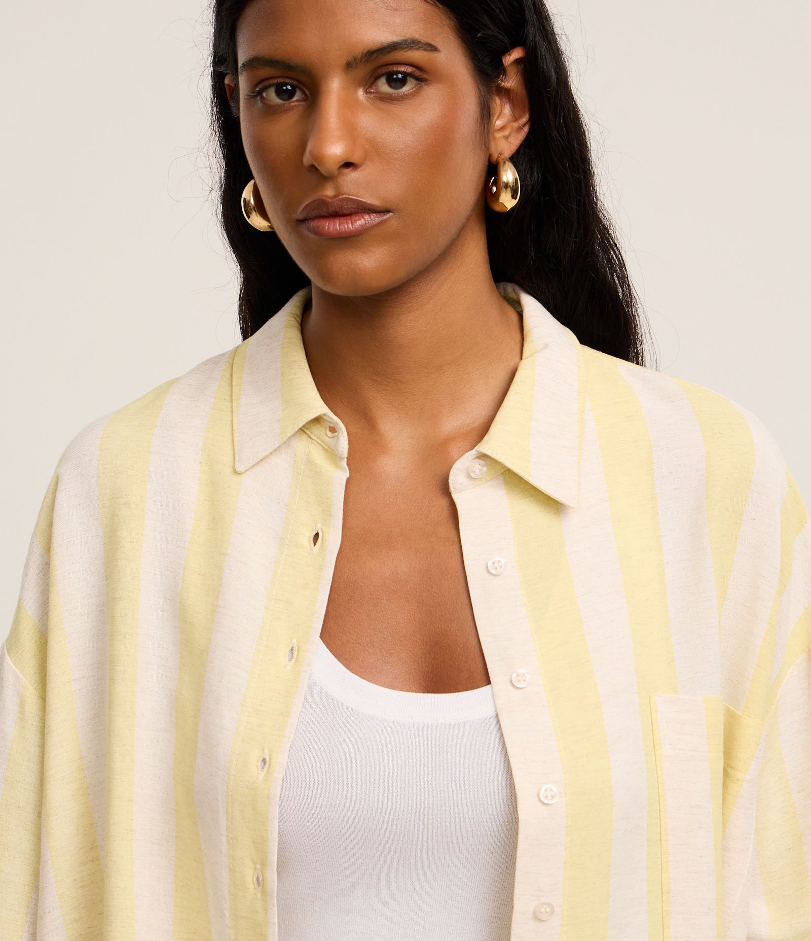 Camisa Ampla em Viscolinho com Listras Largas Amarelo/Branco 3