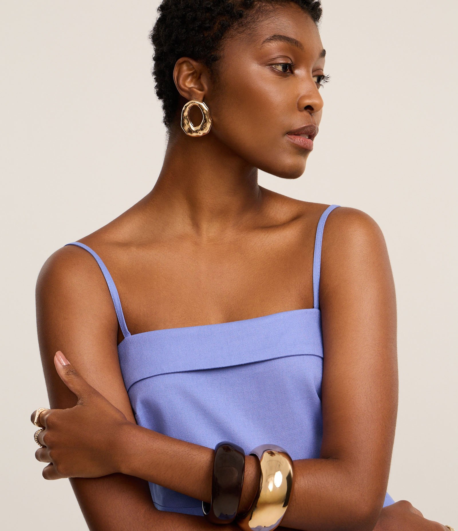 Blusa de Alça em Viscolinho com Barra Assimétrica Azul 4