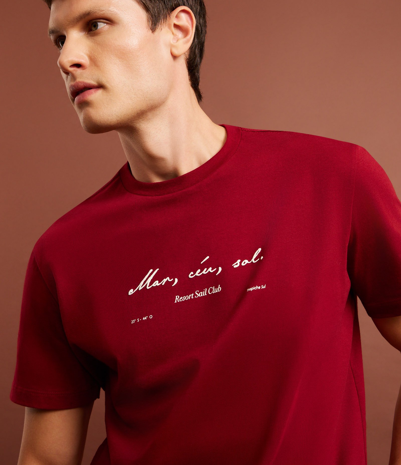Camiseta Comfort em Algodão com Estampa Lettering Vermelho 5