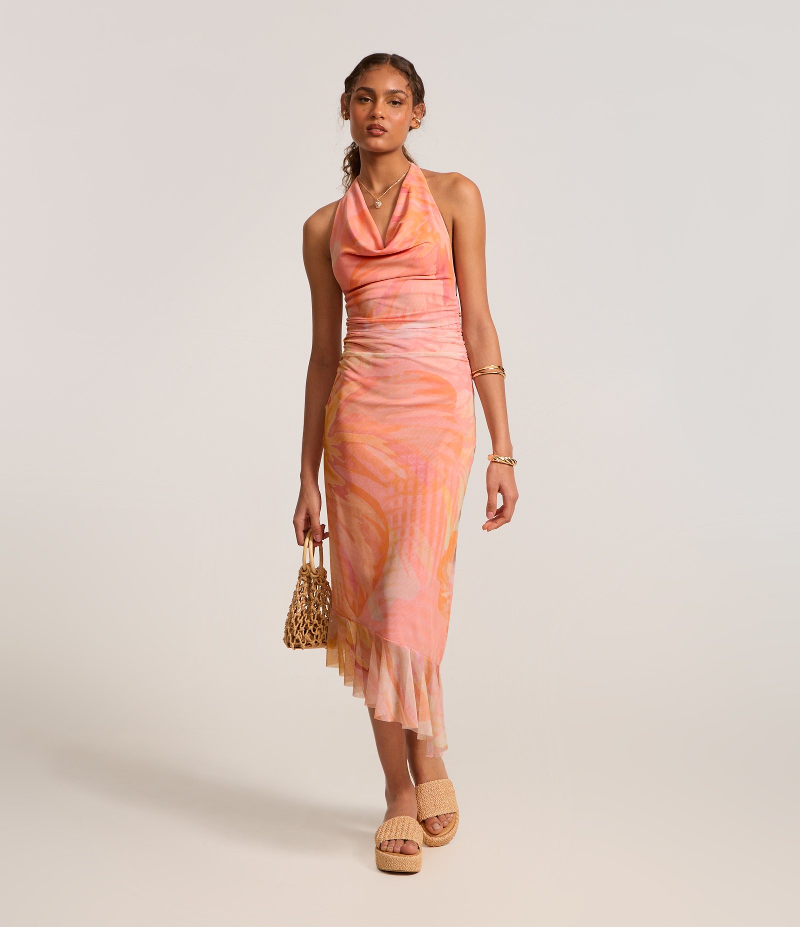 Vestido Frente Única em Tule com Estampa Floral e Decote Degagê Salmão 1