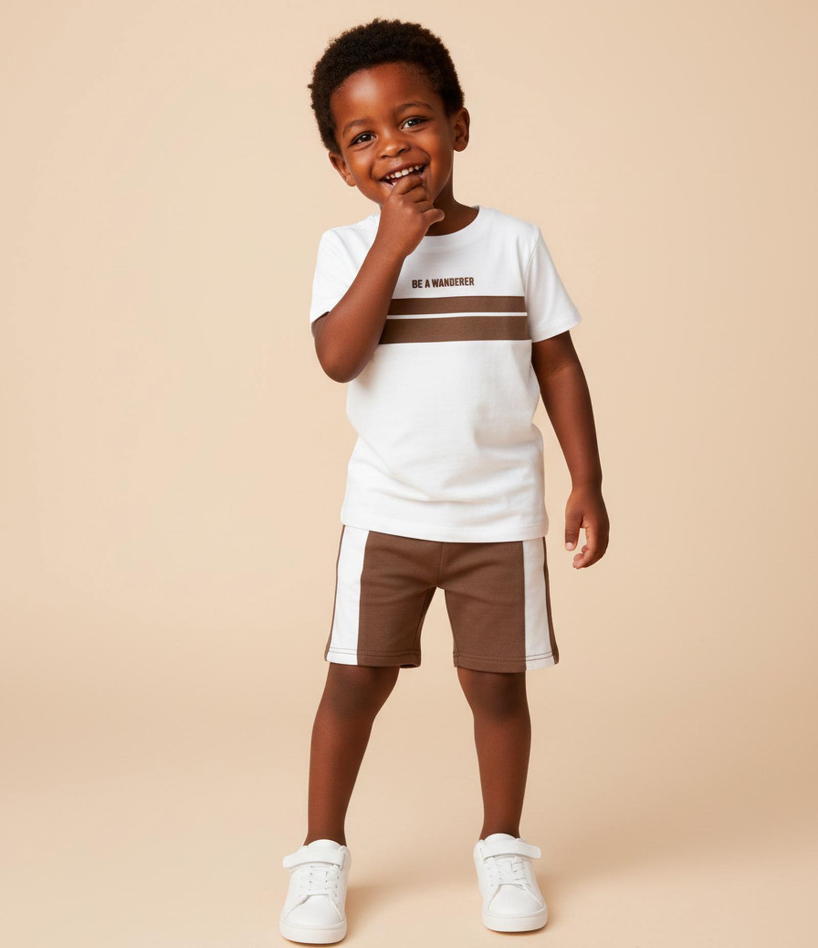 Conjunto Infantil com Recortes Contrastantes e Lettering - Tam 1 a 6 Anos Branco/Marrom 1