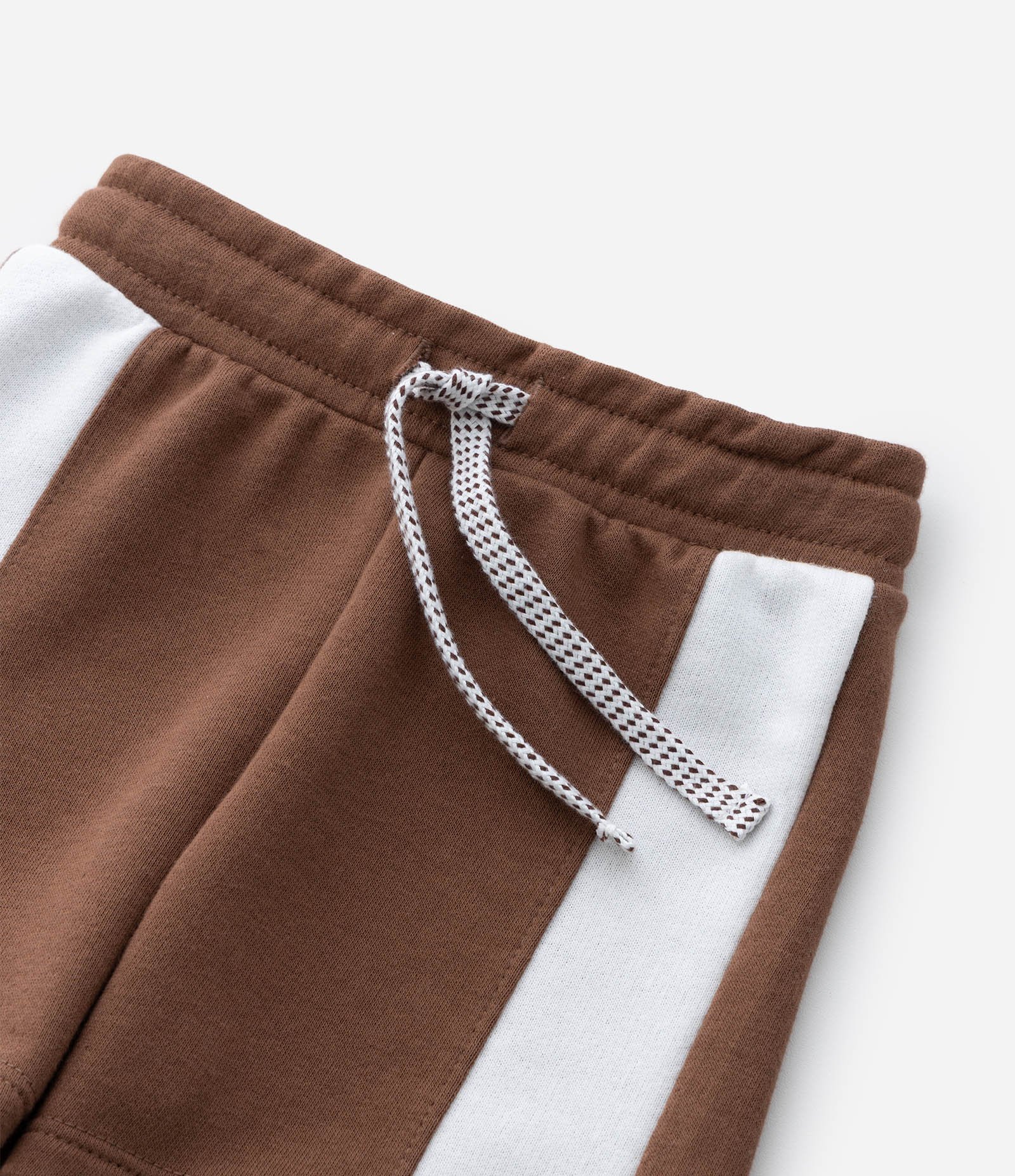 Conjunto Infantil com Recortes Contrastantes e Lettering - Tam 1 a 6 Anos Branco/Marrom 8