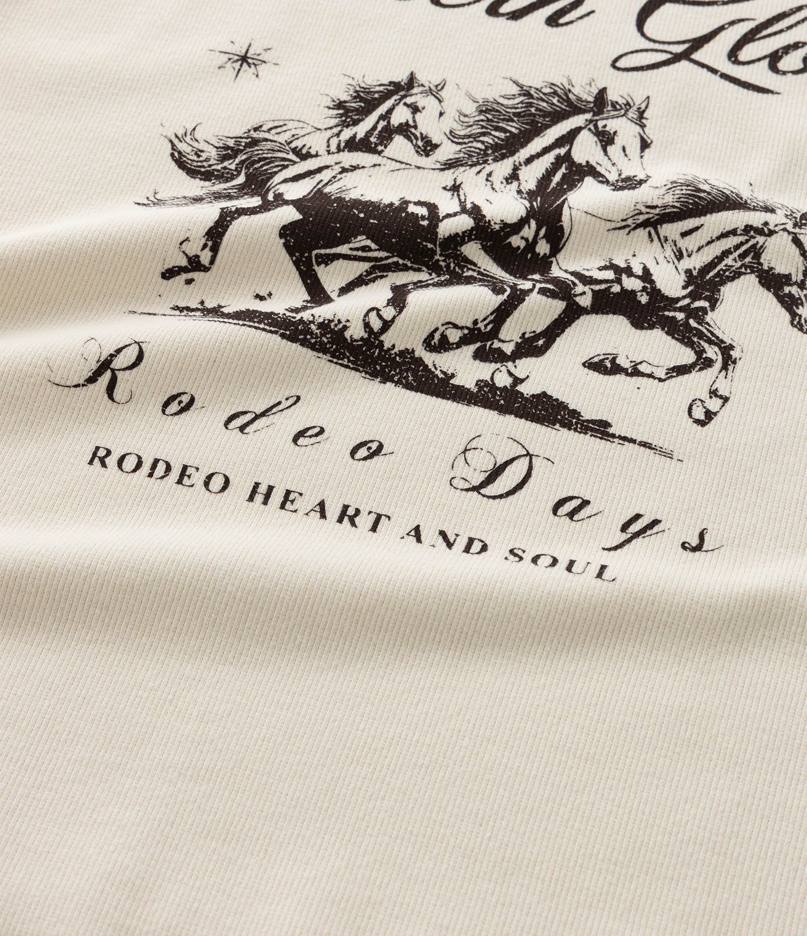 Camiseta em Algodão com Estampa Western Curve & Plus Size Bege 10