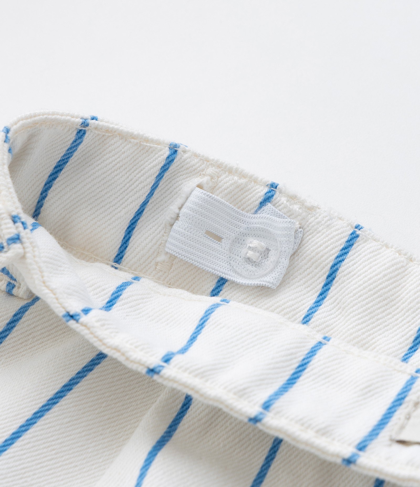 Saia Regular Infantil em Sarja com Estampa de Listras e Lacinho - Tam 5 a 14 Anos Branco 7