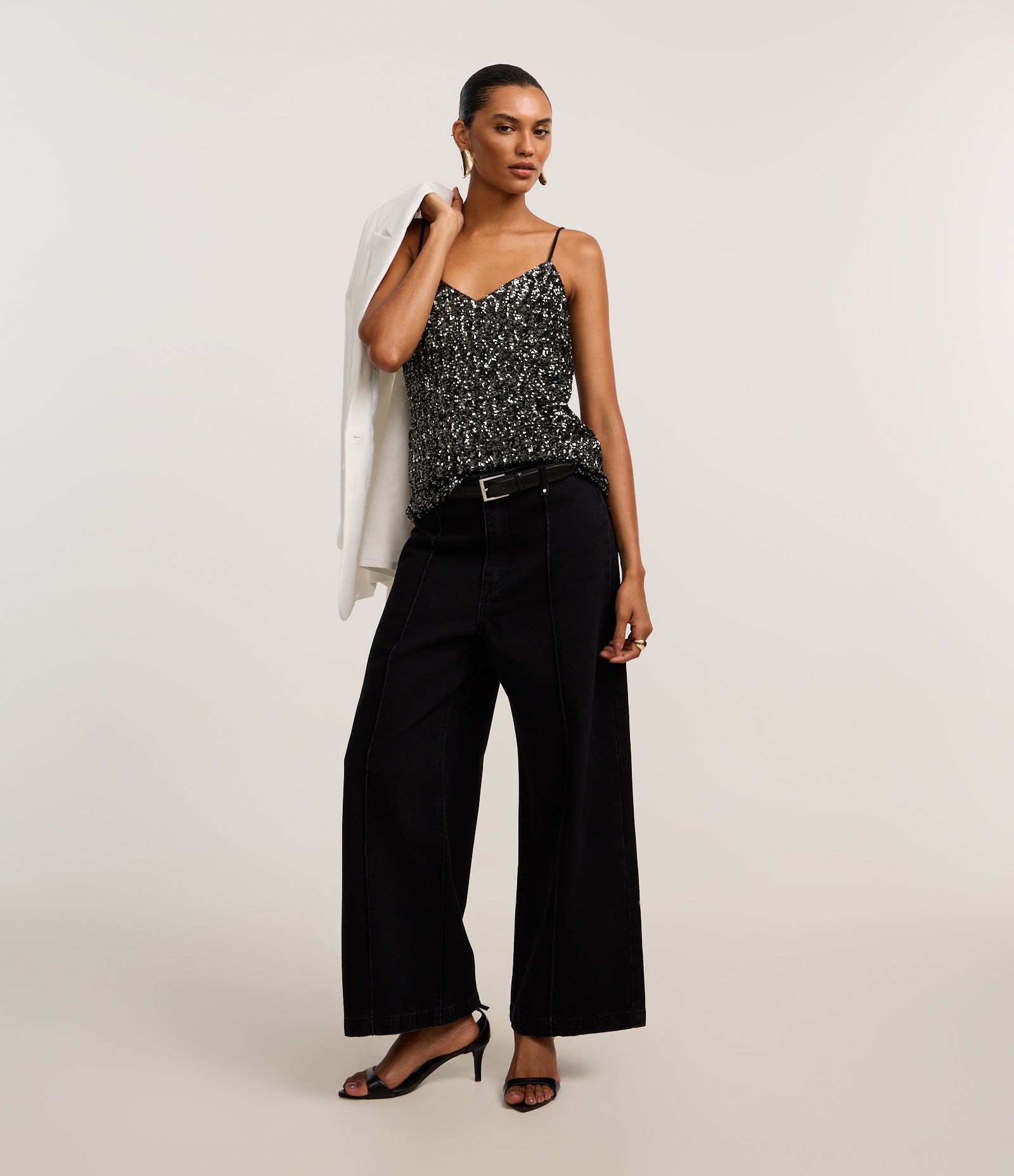 Blusa de Alça com Paetês Metalizados e Decote V Preto 5