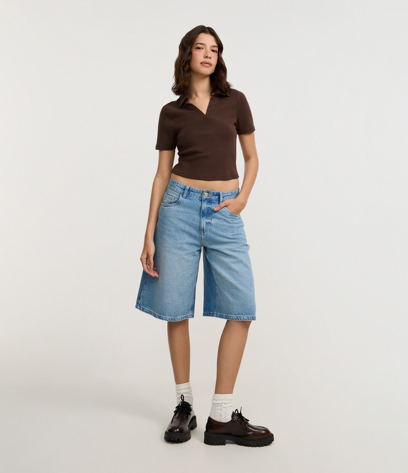 Blusa em Ribana com Gola Polo e Manga Curta Marrom 2