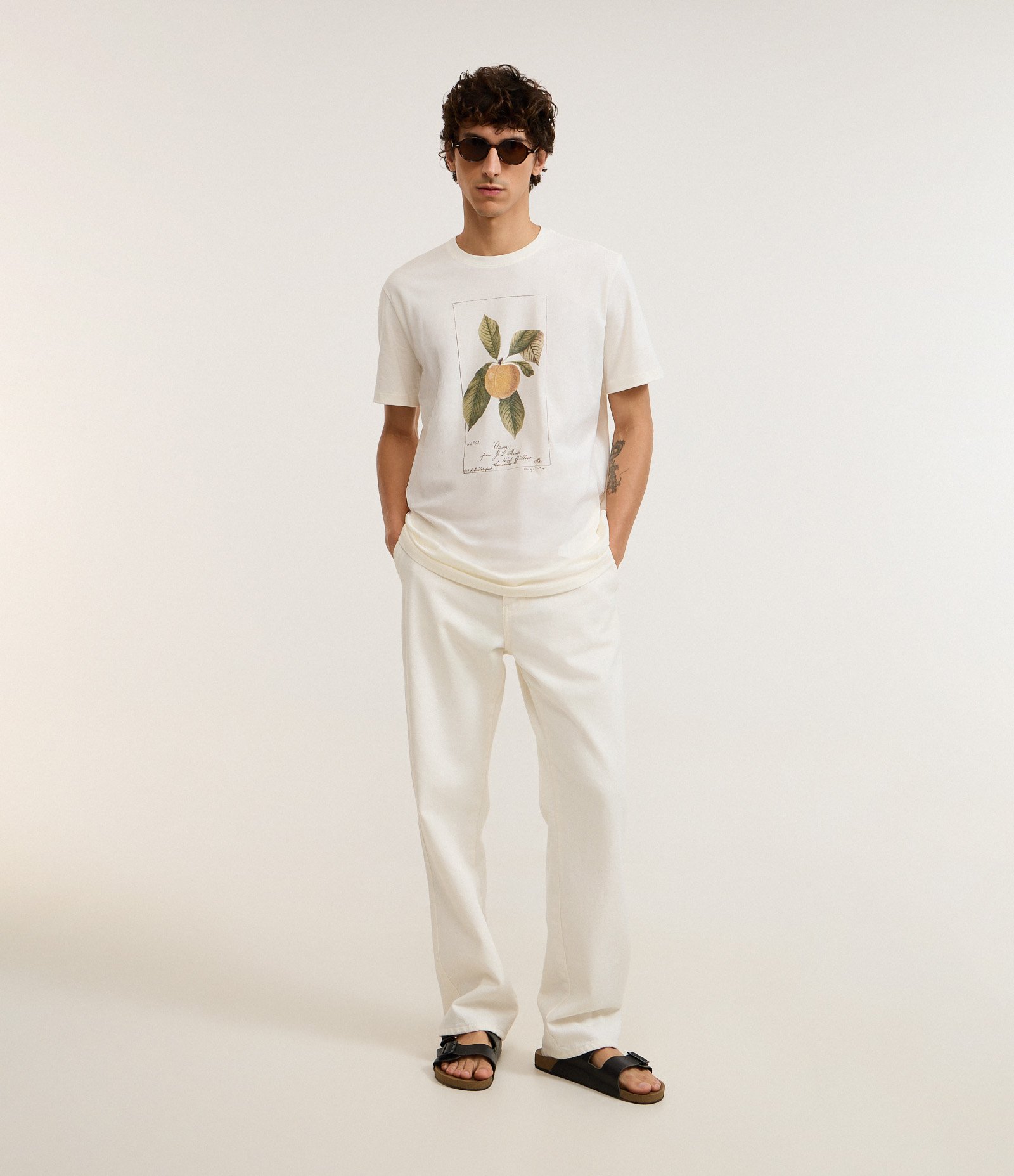 Camiseta em Algodão com Estampa Tropical Fruta Branco 4