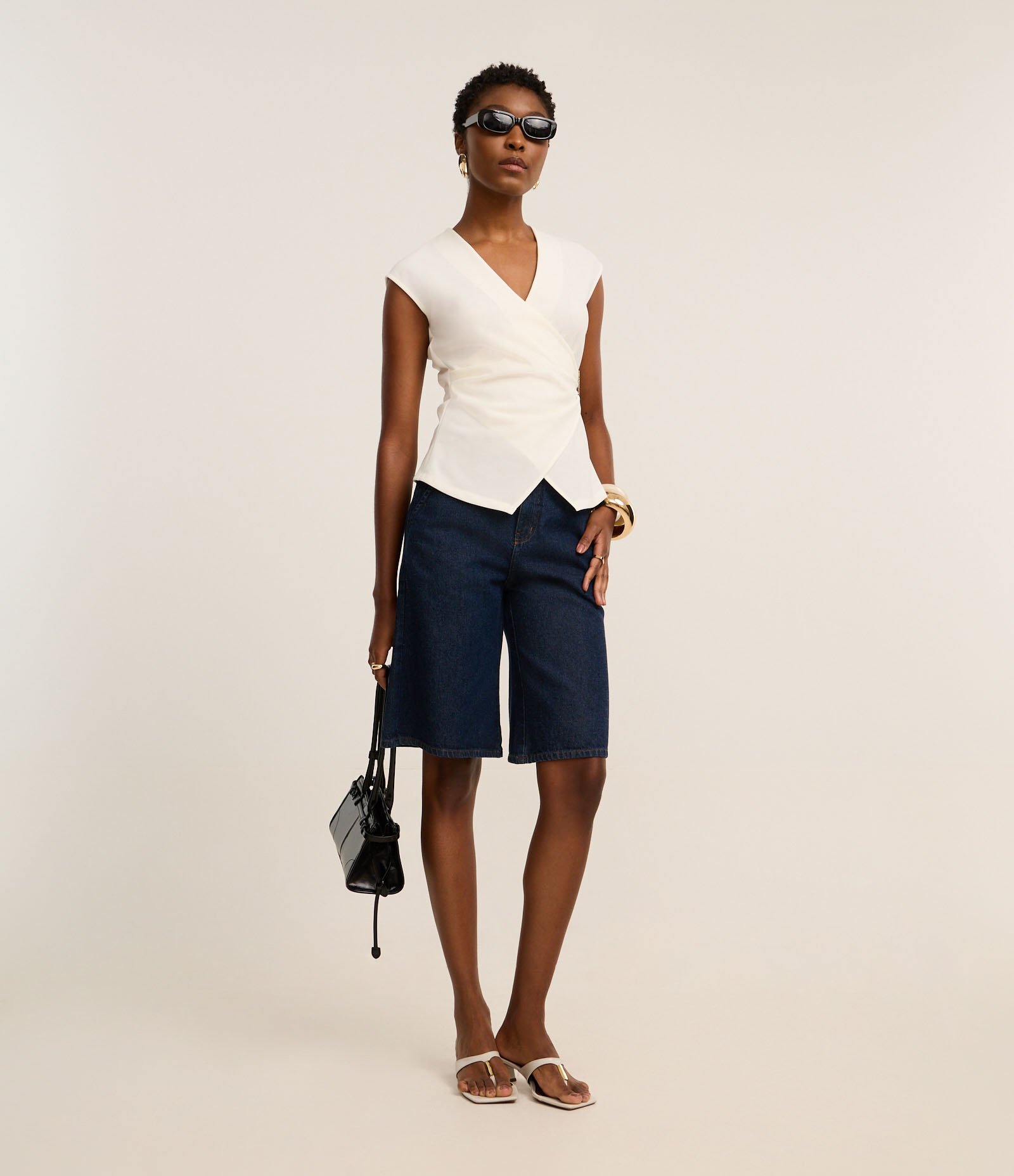 Bermuda Jorts em Jeans Raw com Cós Alfaiatado Escuro 1