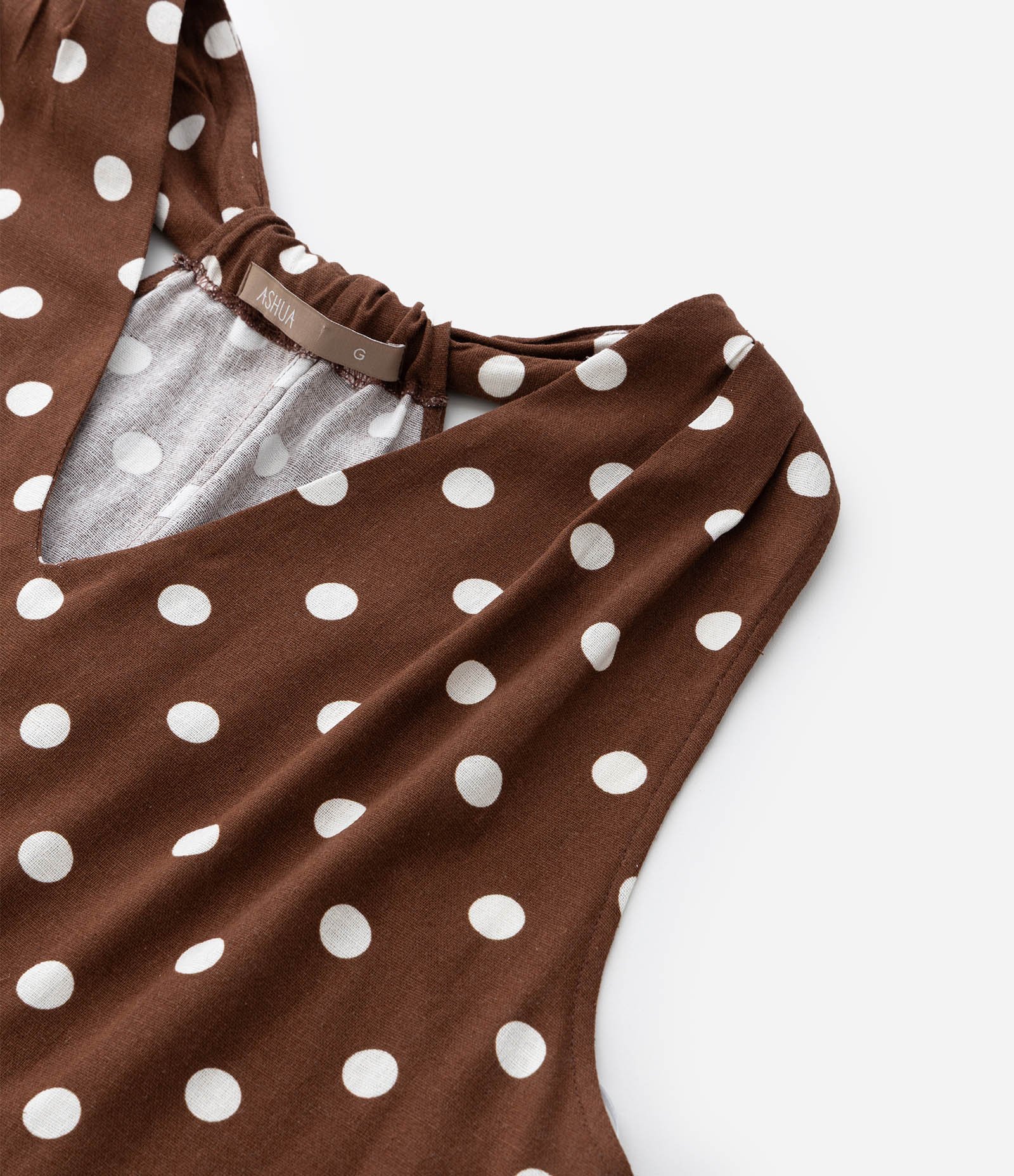 Regata em Viscolinho com Estampa Poá Curve & Plus Size Marrom 8