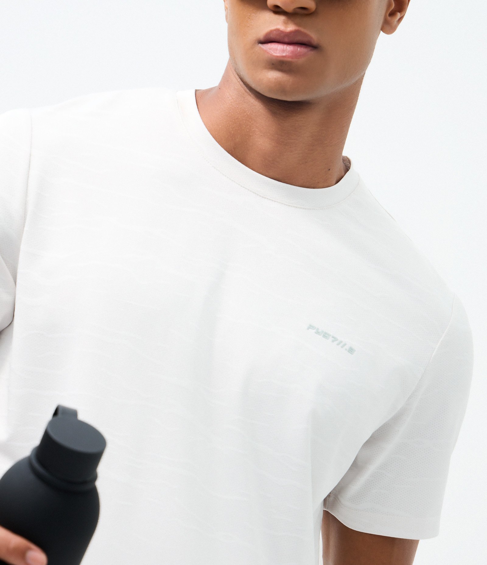 Camiseta Esportiva Regular em Jacquard com Tecnologia Dry Off White 3