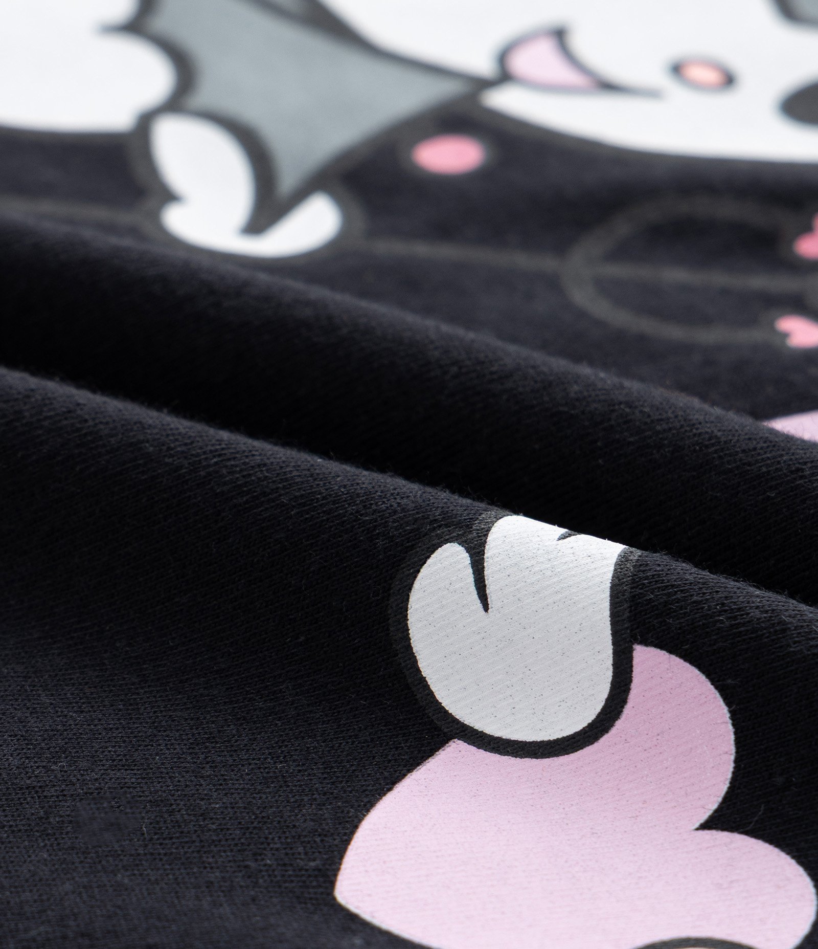 Camiseta Relaxed Infantil com Estampa e Lettering Hello Kitty e Kuromi - Tam 5 a 14 Anos Preto 3