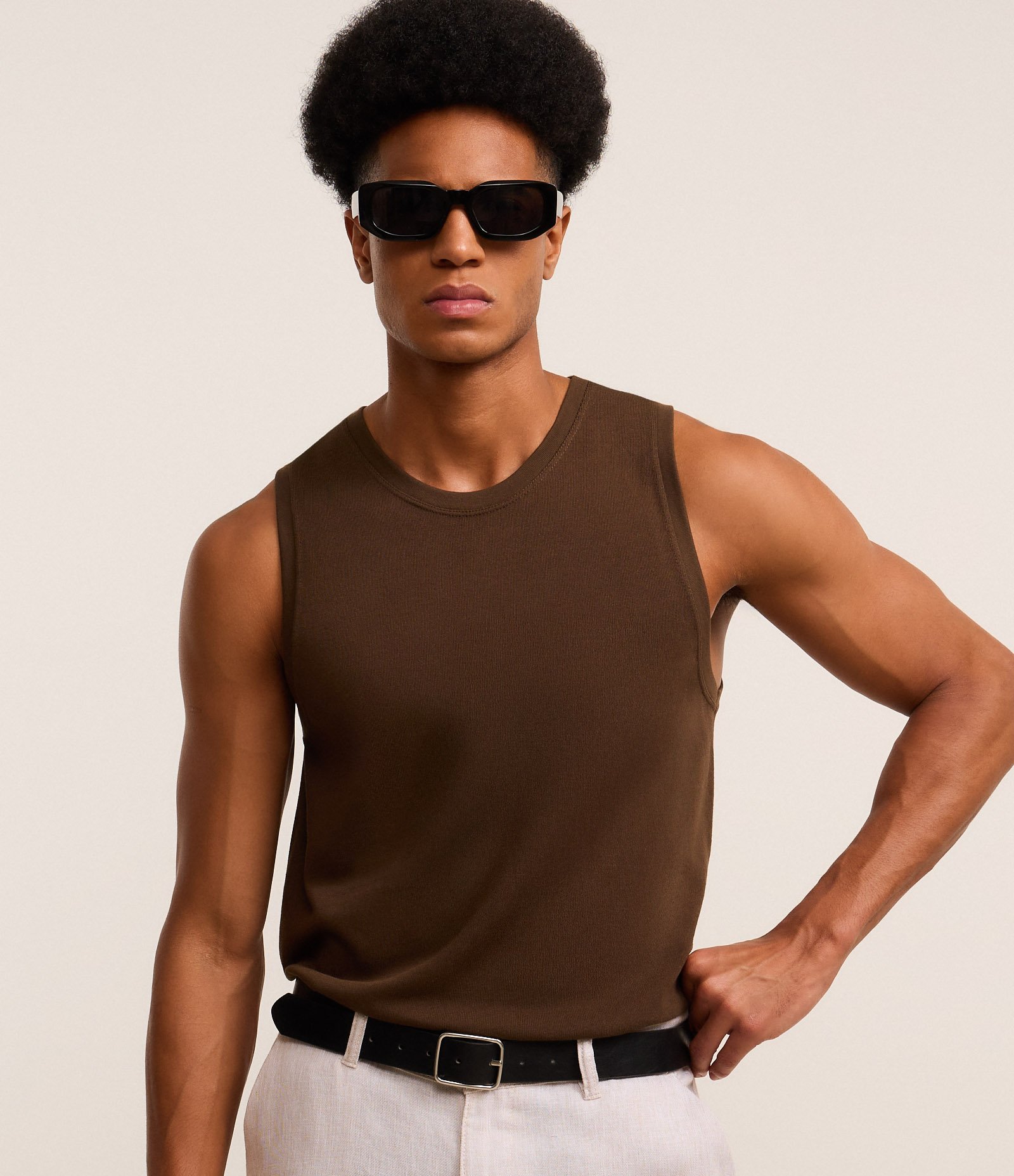 Regata Regular em Tricô com Textura Marrom 1