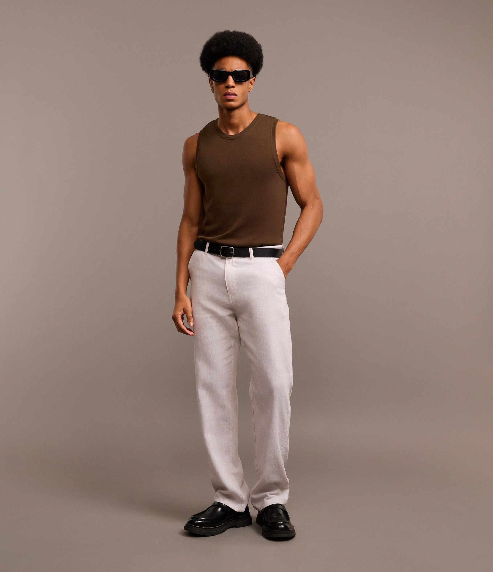 Regata Regular em Tricô com Textura Marrom 2