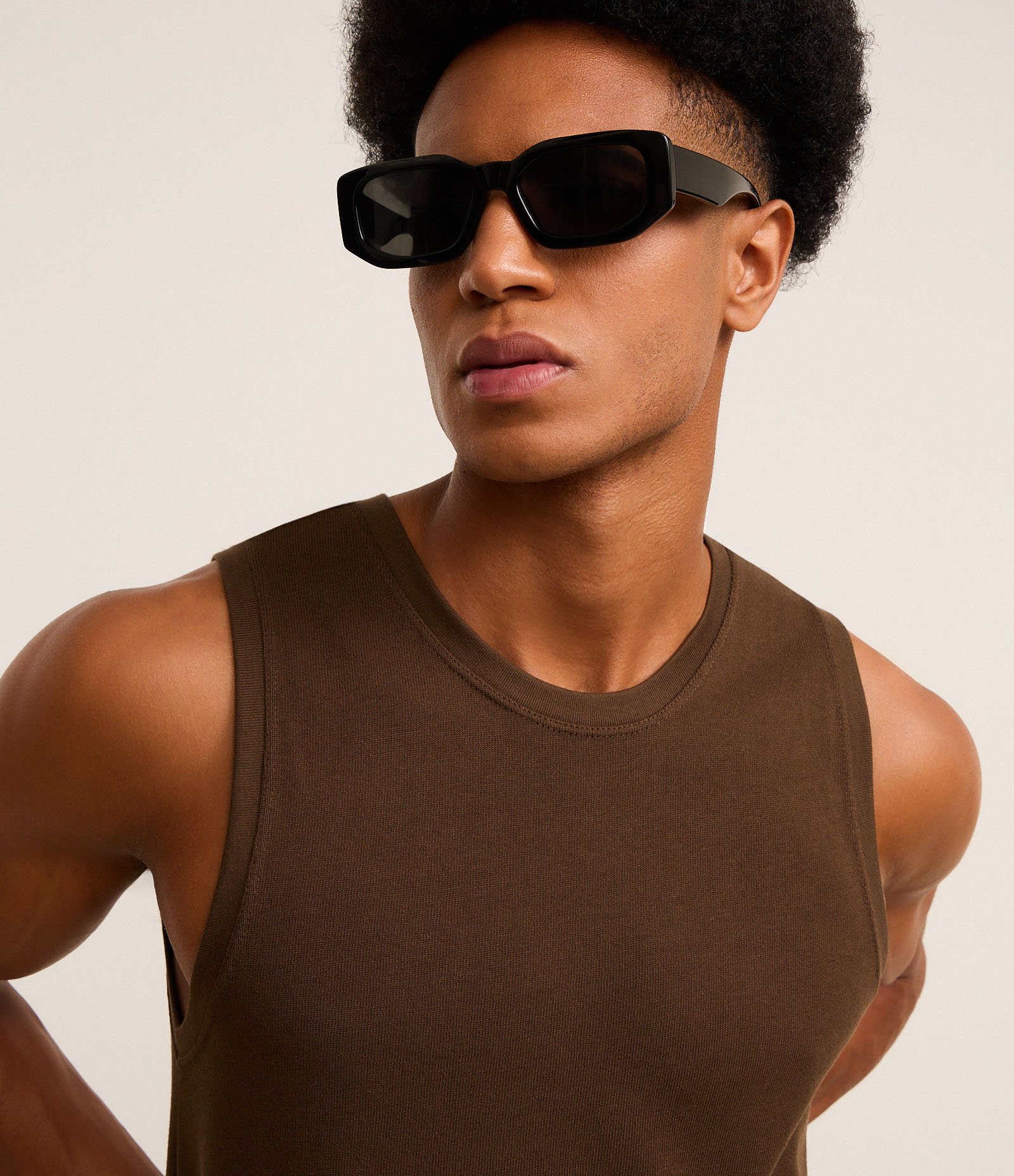 Regata Regular em Tricô com Textura Marrom 6