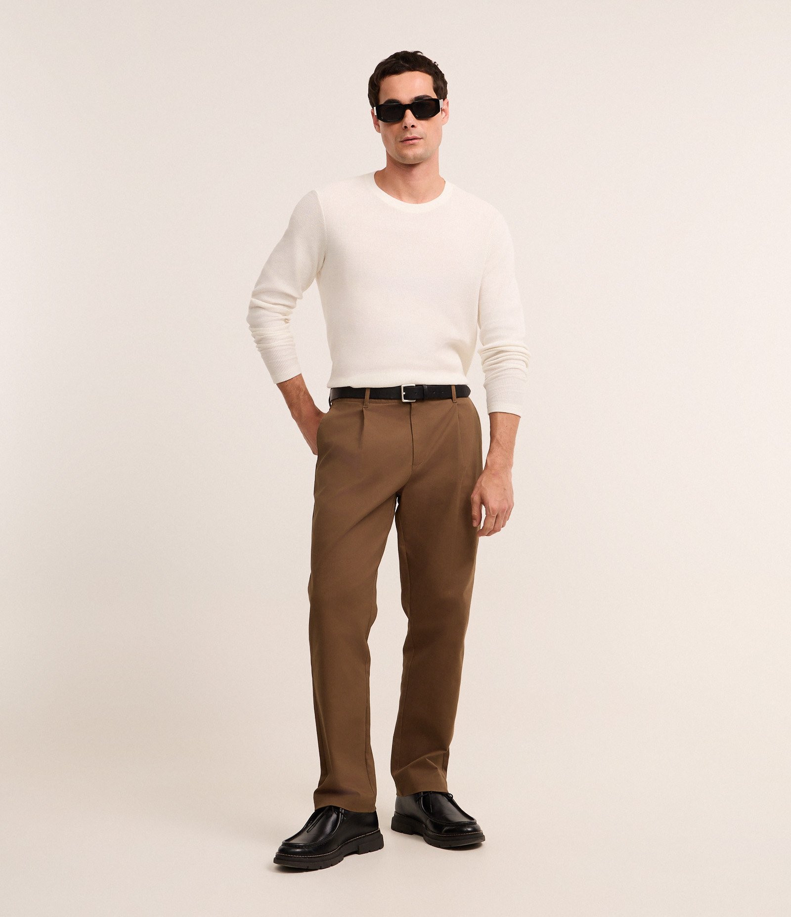 Camiseta Regular em Waffle com Gola Redonda e Texturizada Off White 2