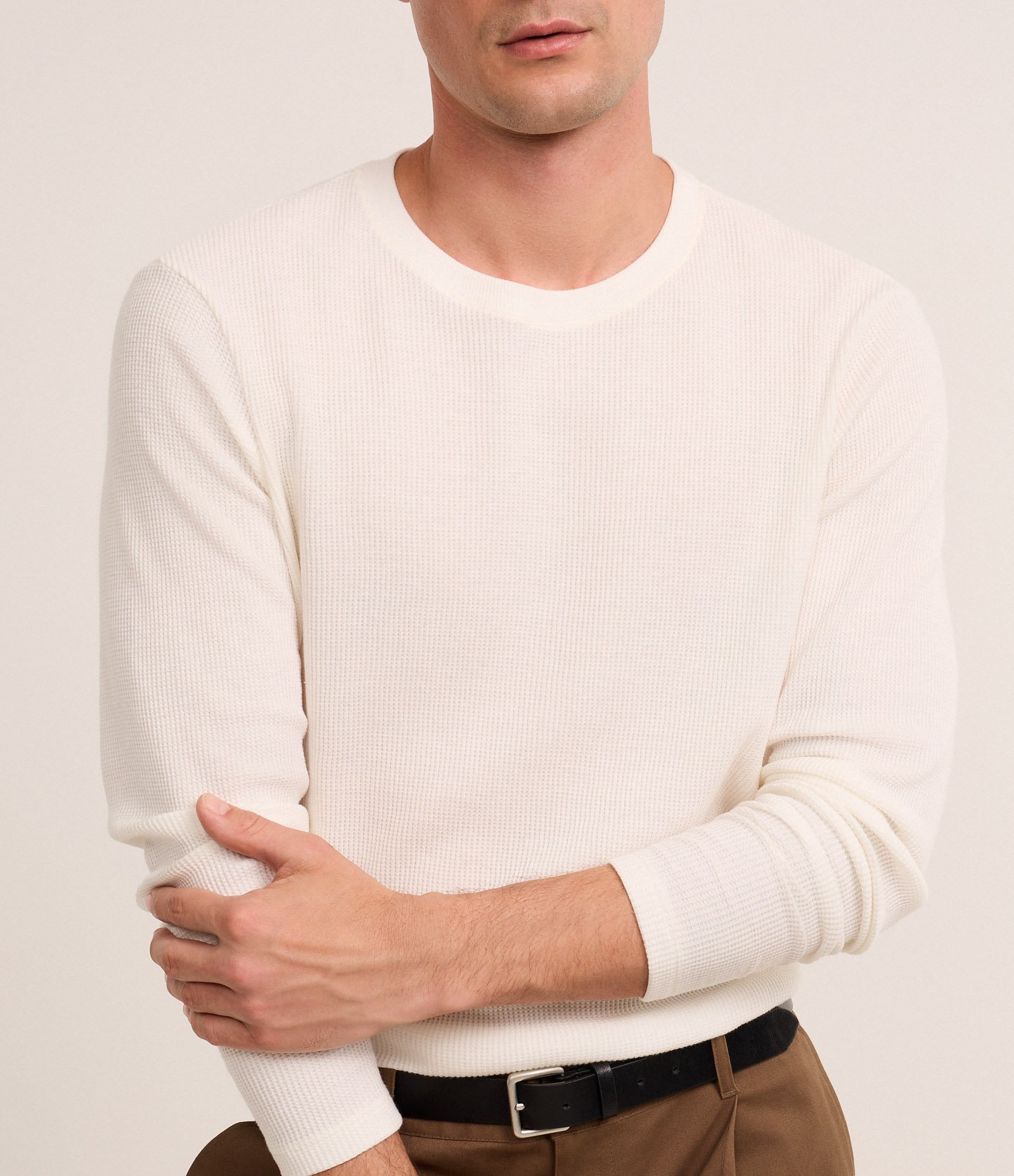 Camiseta Regular em Waffle com Gola Redonda e Texturizada Off White 3