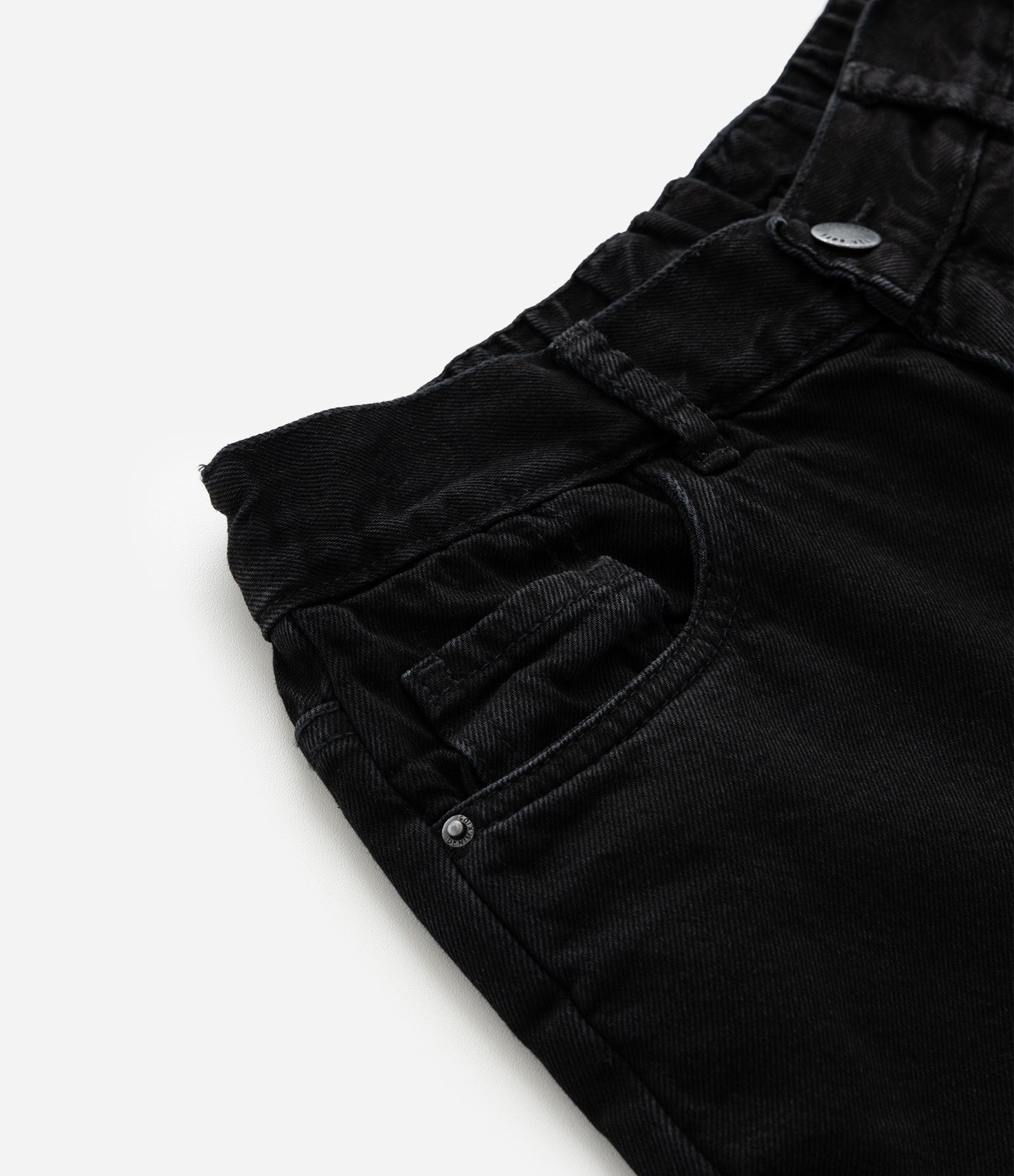 Bermuda Reta Infantil em Jeans com Cós Elástico - Tam 5 a 14 anos Preto 4