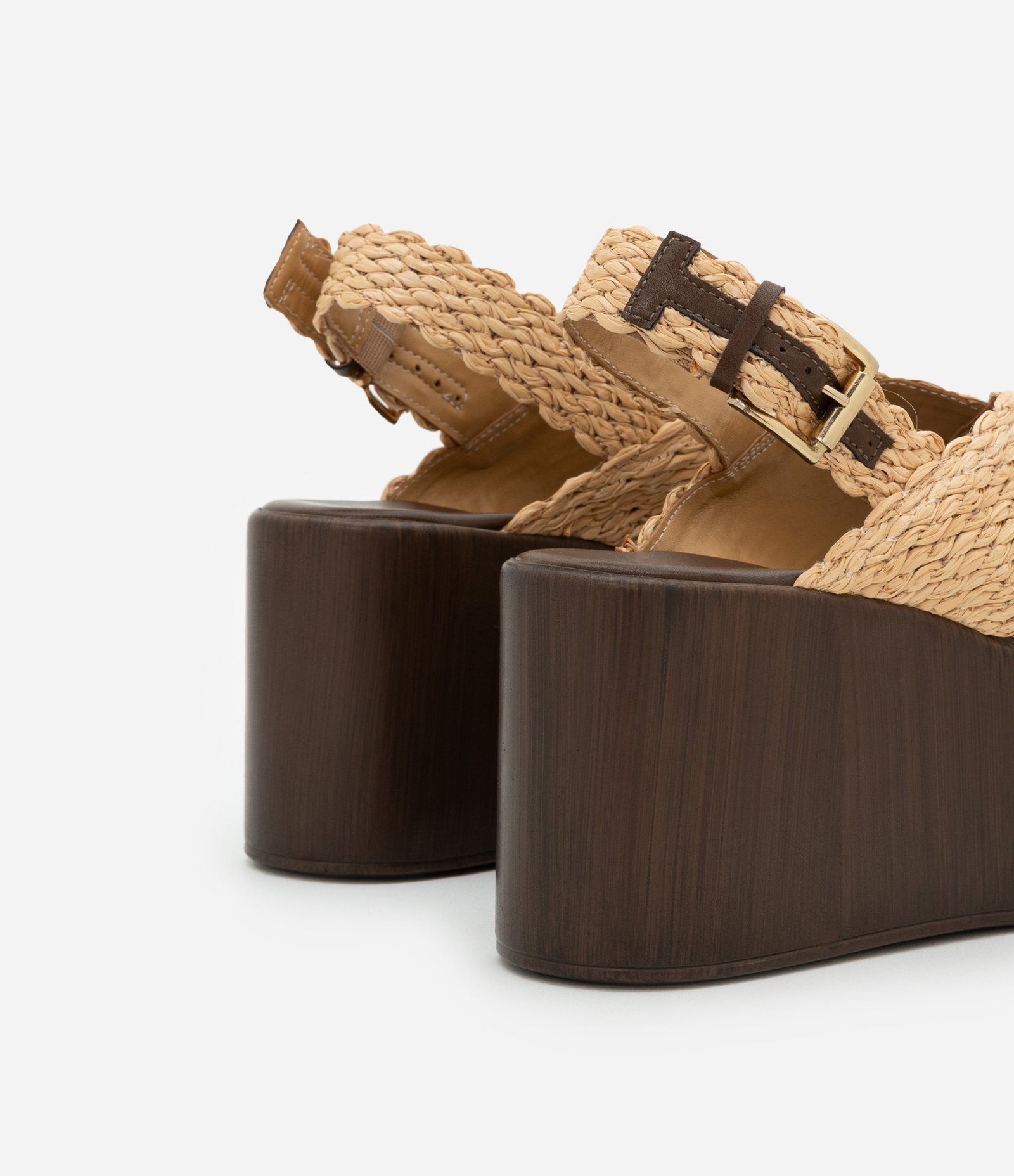 Sandália Plataforma com Tira Larga X em Efeito Ráfia Marrom/Bege 4