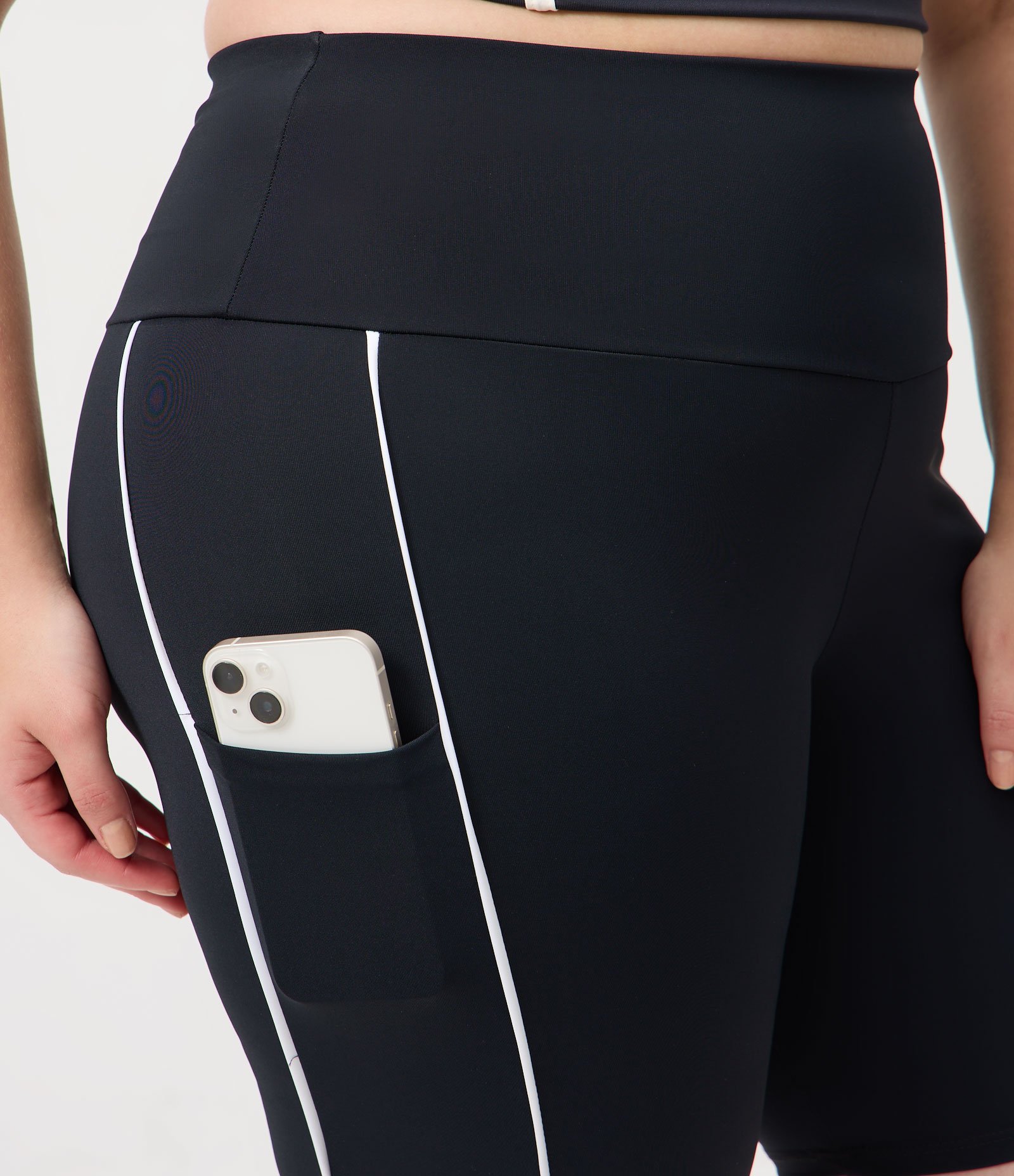 Bermuda Ciclista Firme com Tecnologia Dry e 2 Bolsos Curve e Plus Size Preto 4