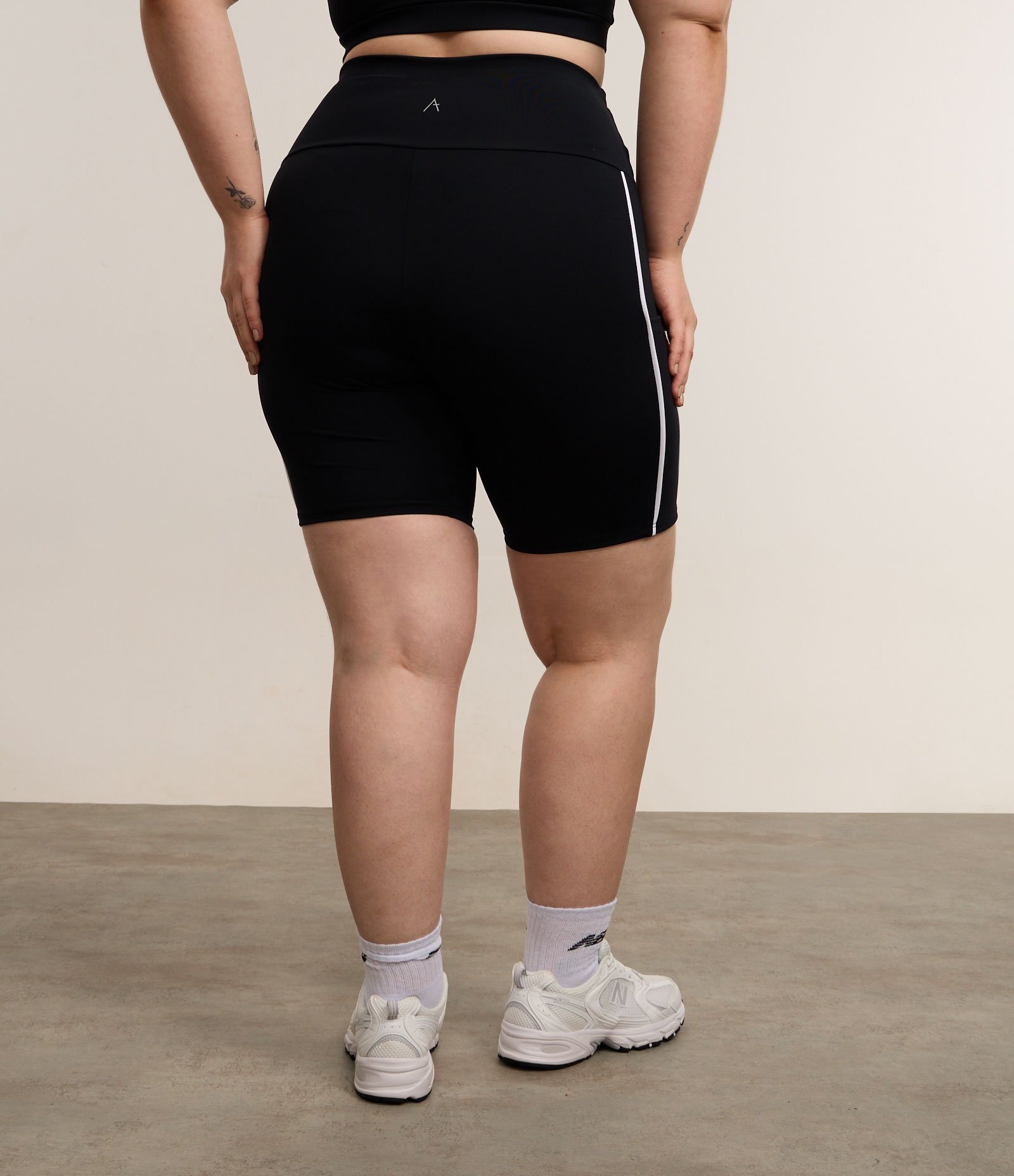 Bermuda Ciclista Firme com Tecnologia Dry e 2 Bolsos Curve e Plus Size Preto 4