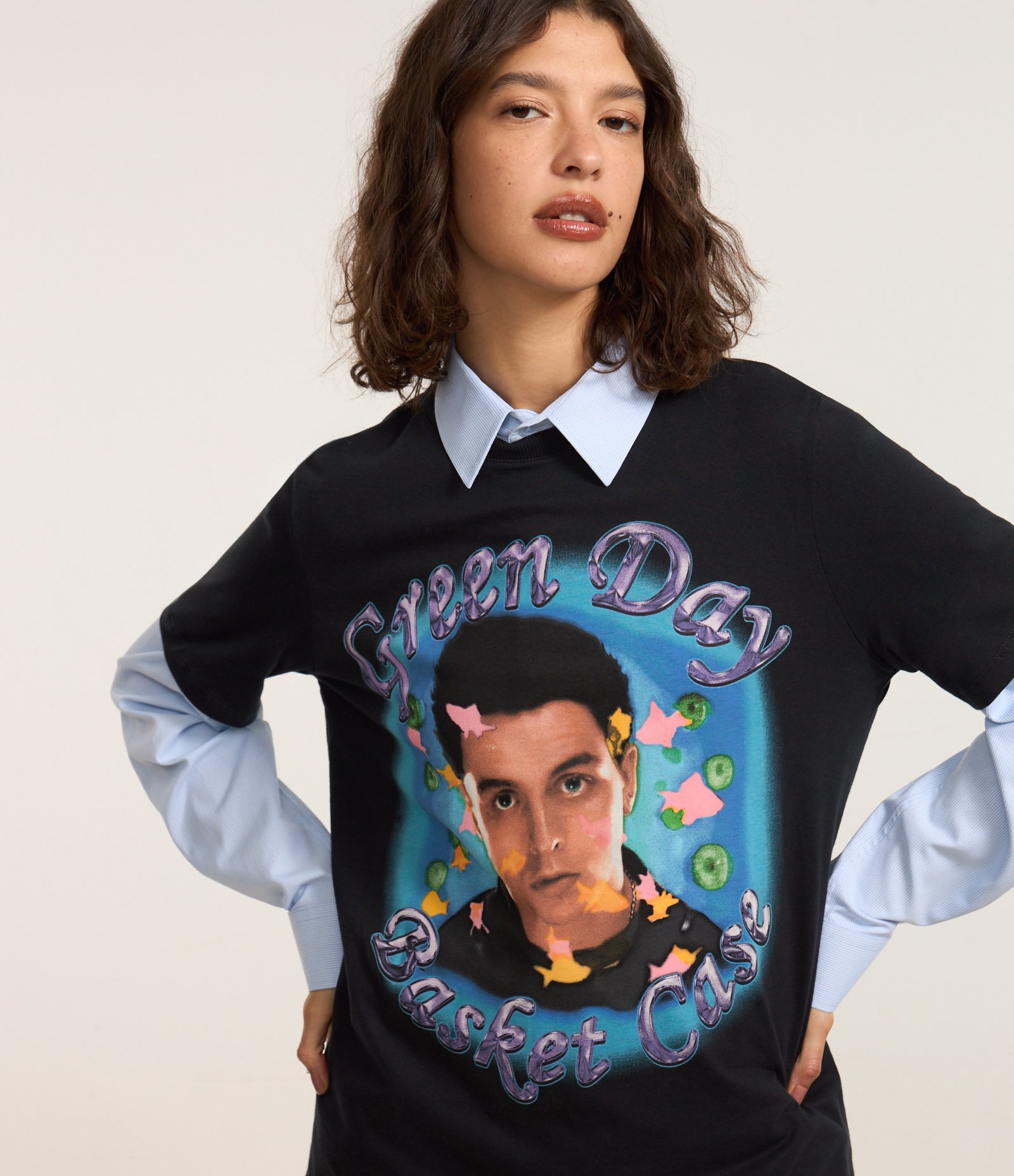 Camiseta Alongada em Algodão com Estampa Green Day Preto 1