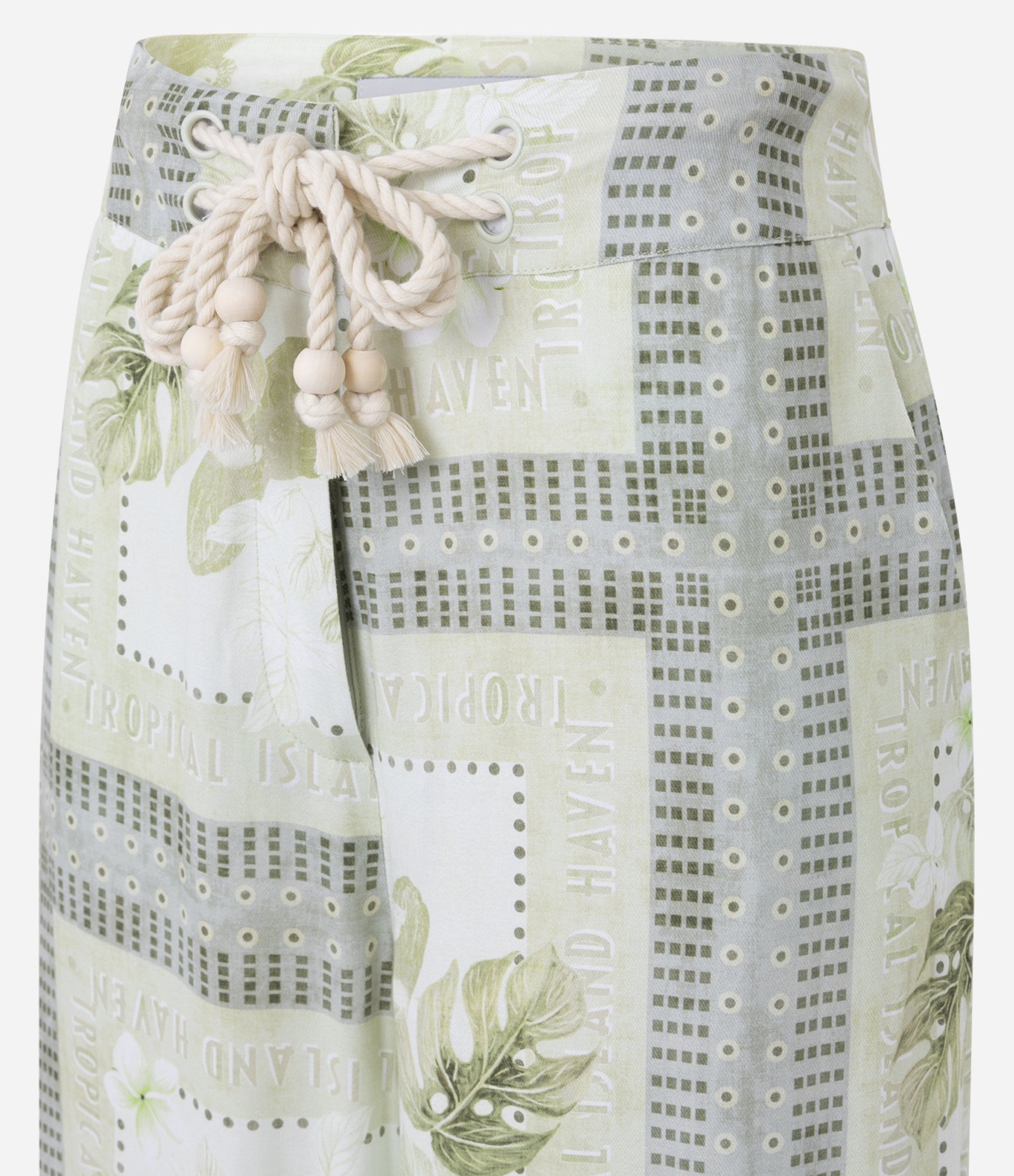 Calça Pantalona em Twill com Estampa Tropical Verde 2
