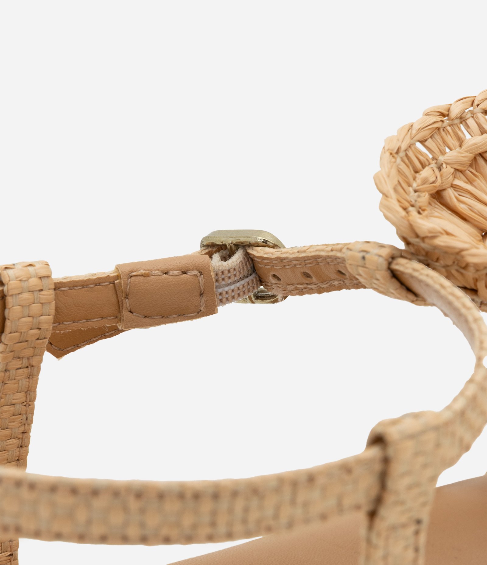 Sandália Rasteira Salomé com Babados no Topo Bege 3