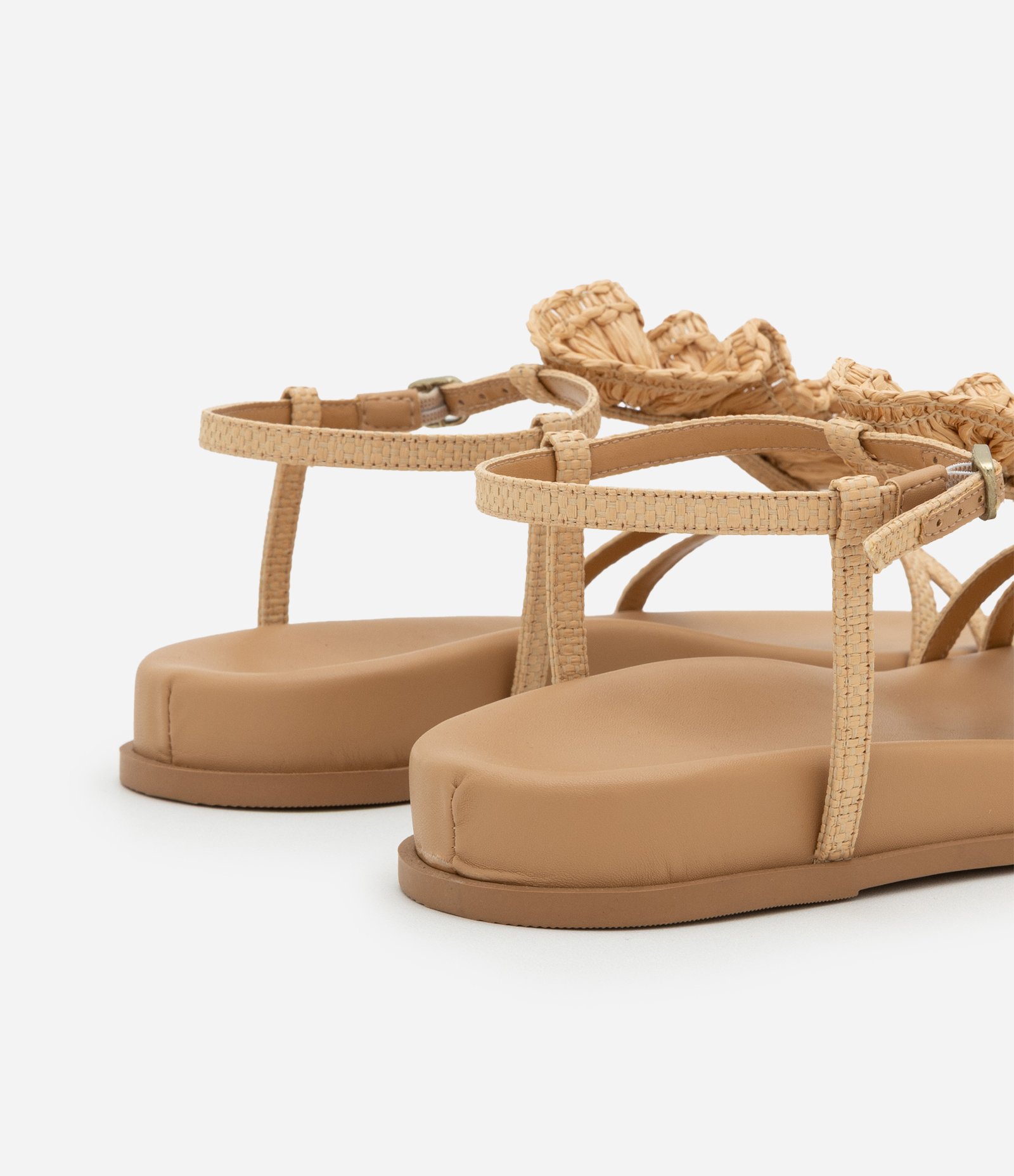 Sandália Rasteira Salomé com Babados no Topo Bege 4