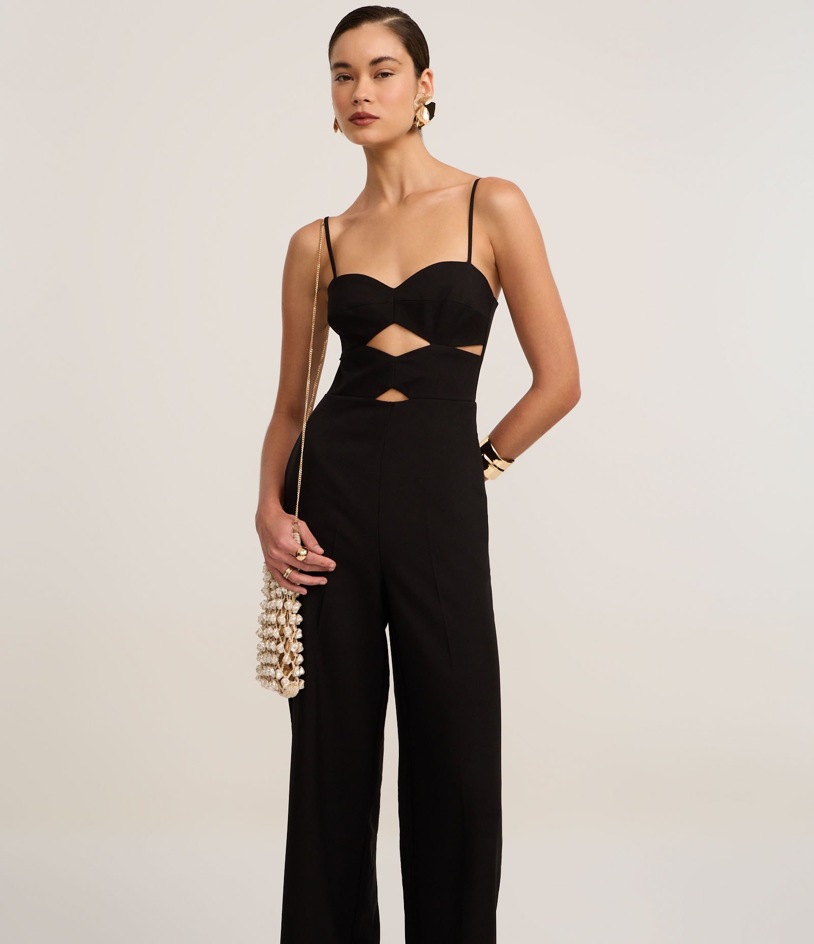 Macacão Wide Leg de Alça em Crepe com Decote Coração Preto 1