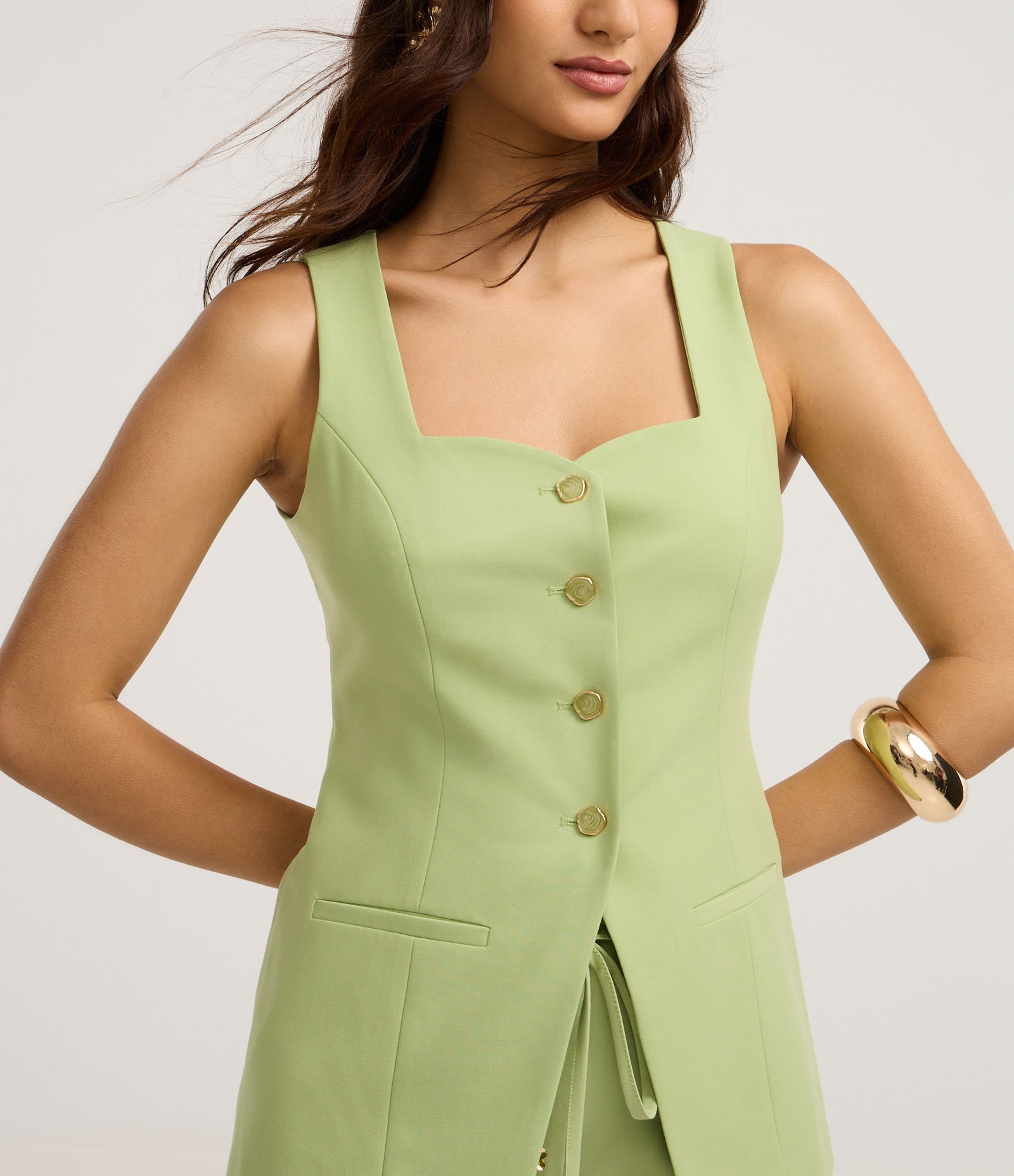 Colete Alfaiataria com Decote Quadrado com Barra V Verde 3