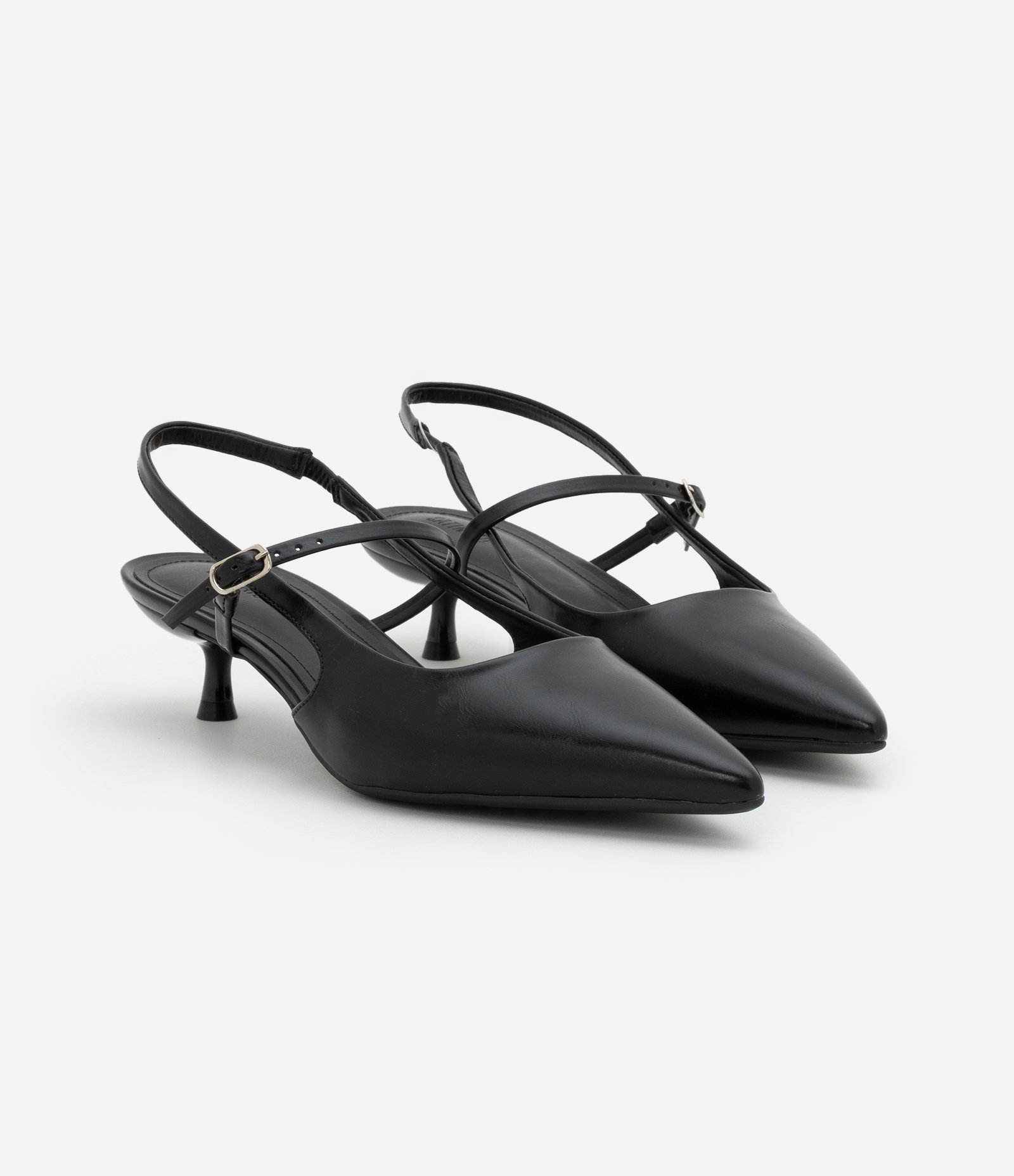 Sapato Scarpin Slingback com Tiras e Fivela Preto 3