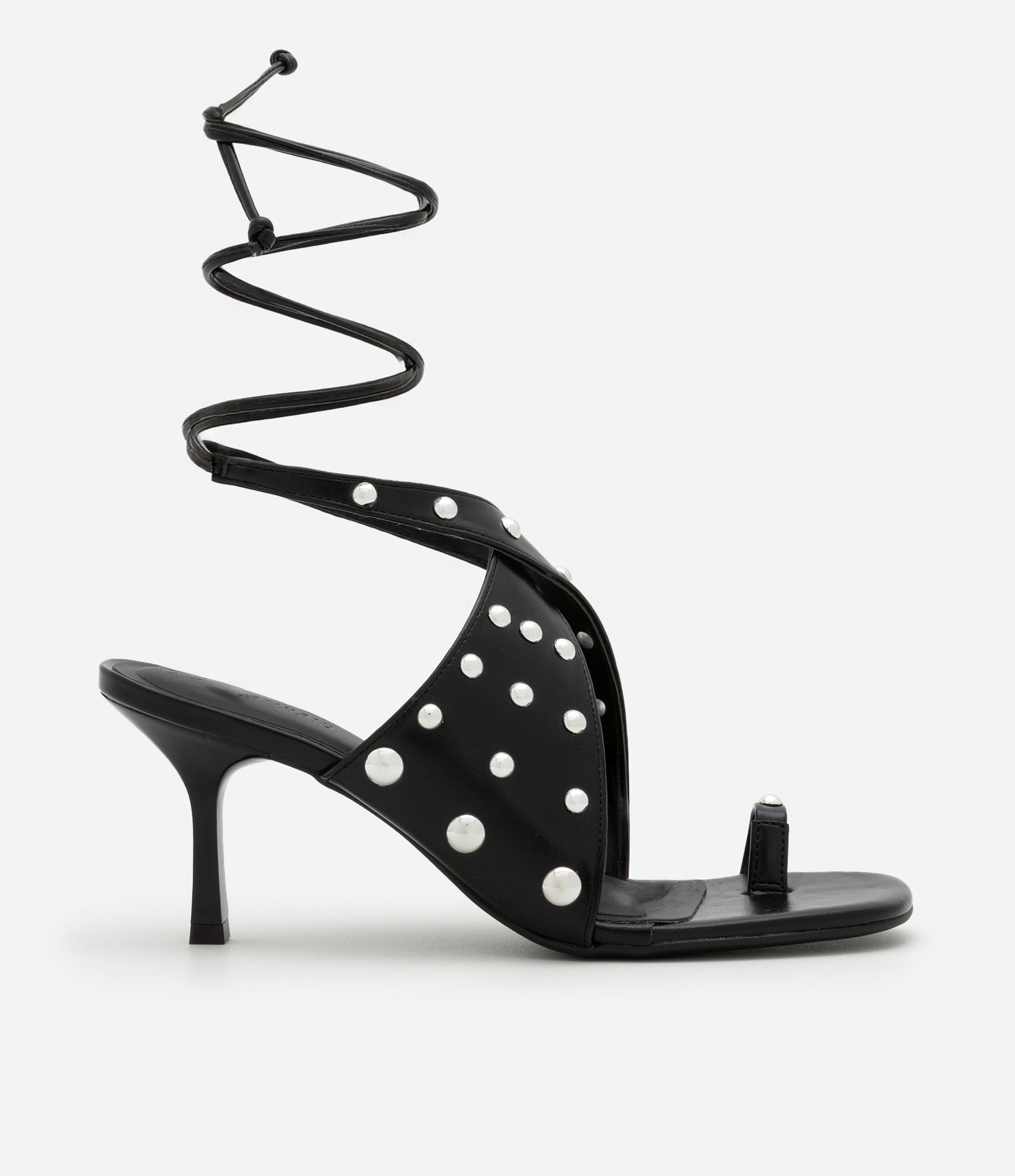 Sandália com Amarração e Studs Contrastante Preto 1