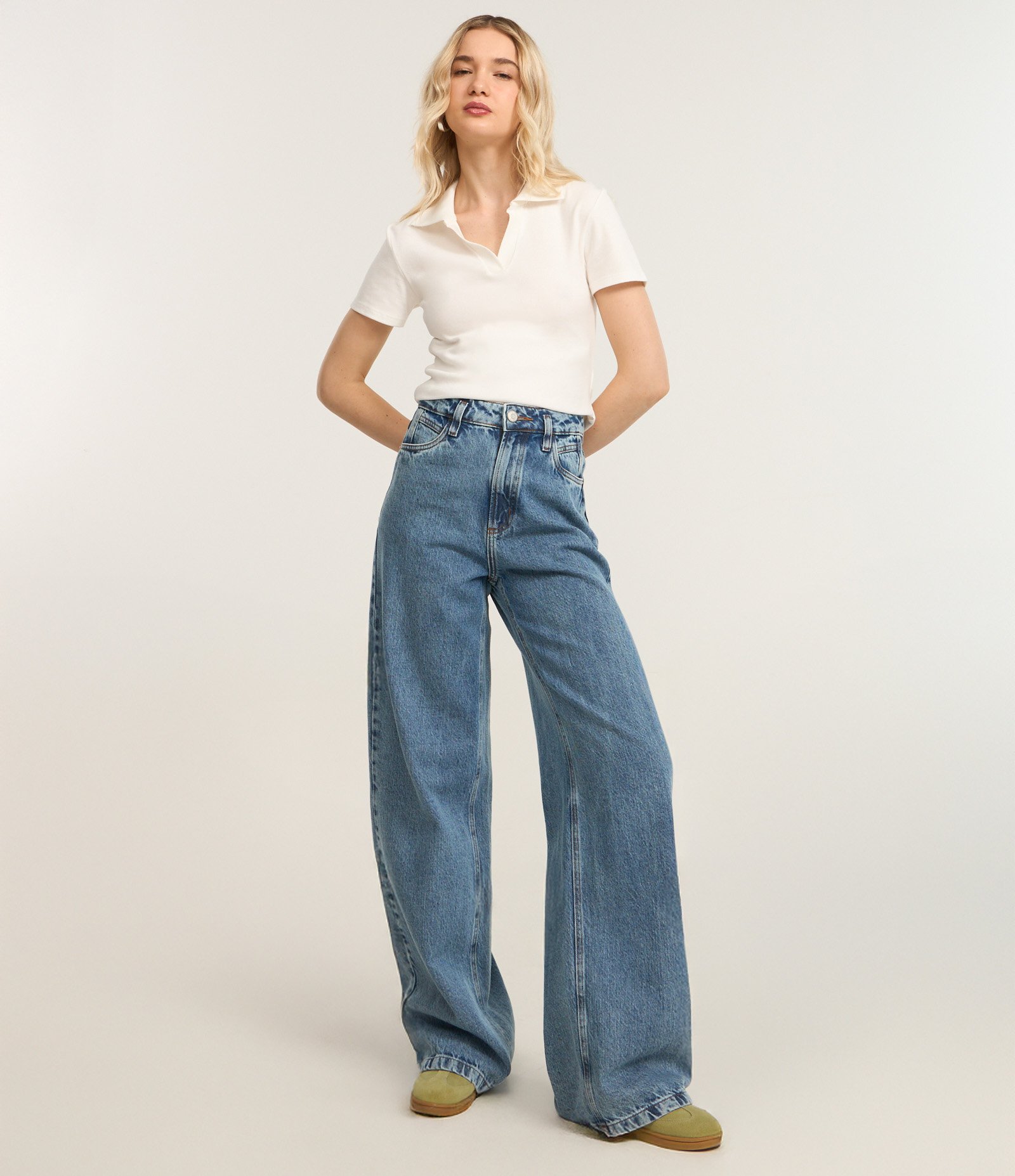 Blusa Polo em Ribana com Fendinha Lateral Branco 3