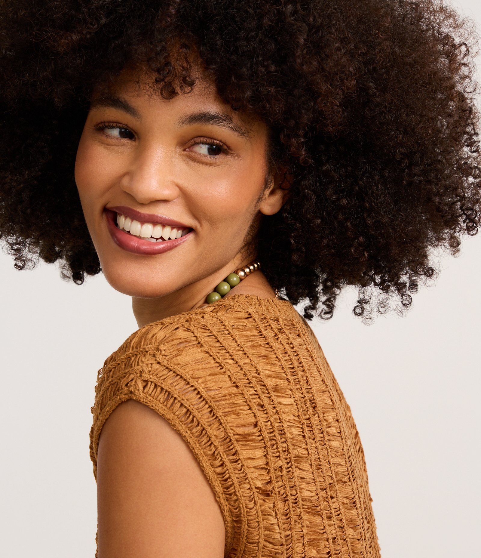 Blusa em Tricô com Textura Diferenciada Marrom 4