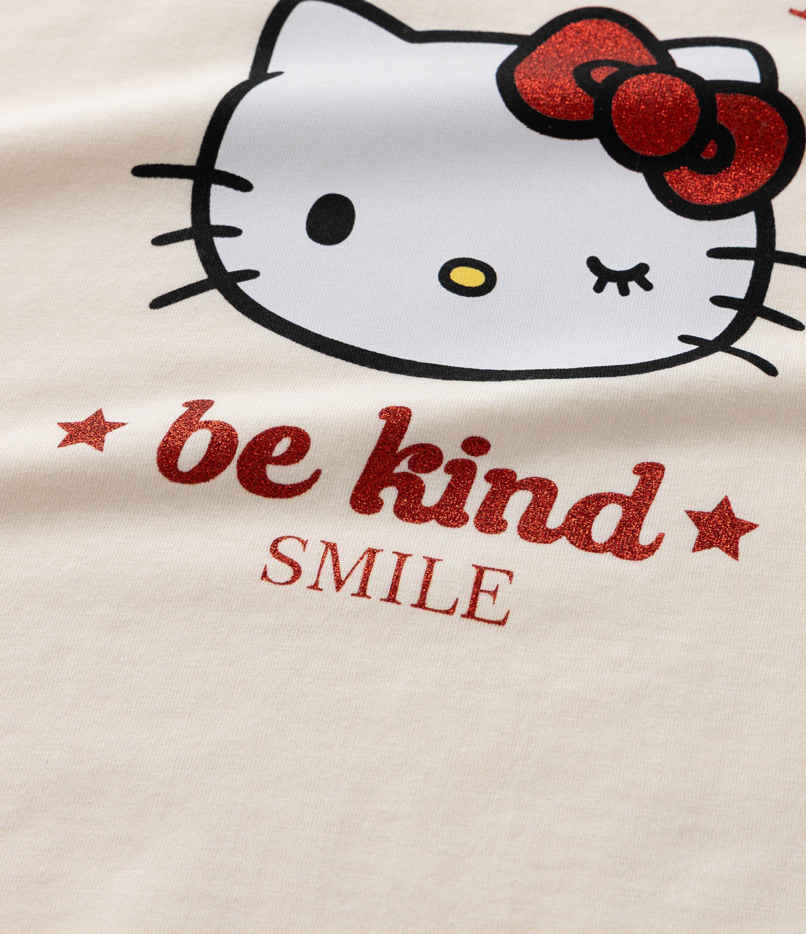 Camiseta Oversizes Infantil com Estampa e Lettering Hello Kitty Tam 5 a 14 Anos Bege 6