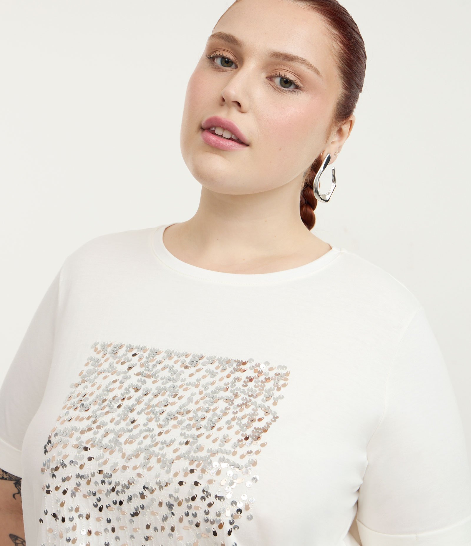 Blusa em Algodão com Chuva de Paetê Curve & Plus Size Branco 3