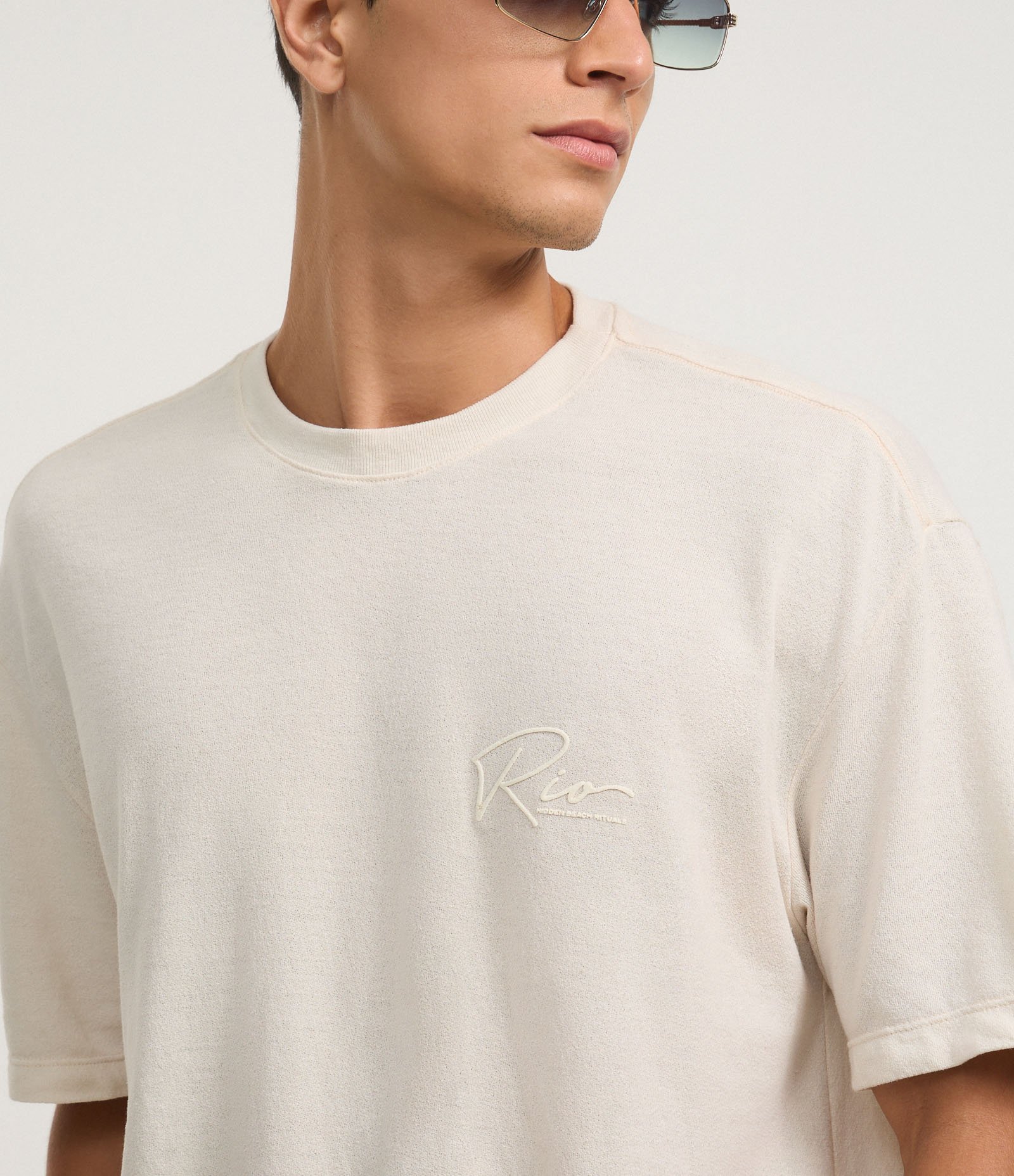 Camiseta Relaxed em Algodão com Lettering em Revelo Rio Bege 5