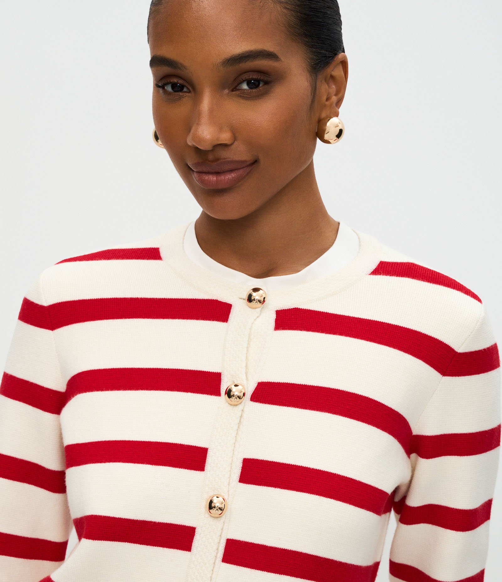 Cardigan Tricô Listrado com Botões Dourados Vermelho 2
