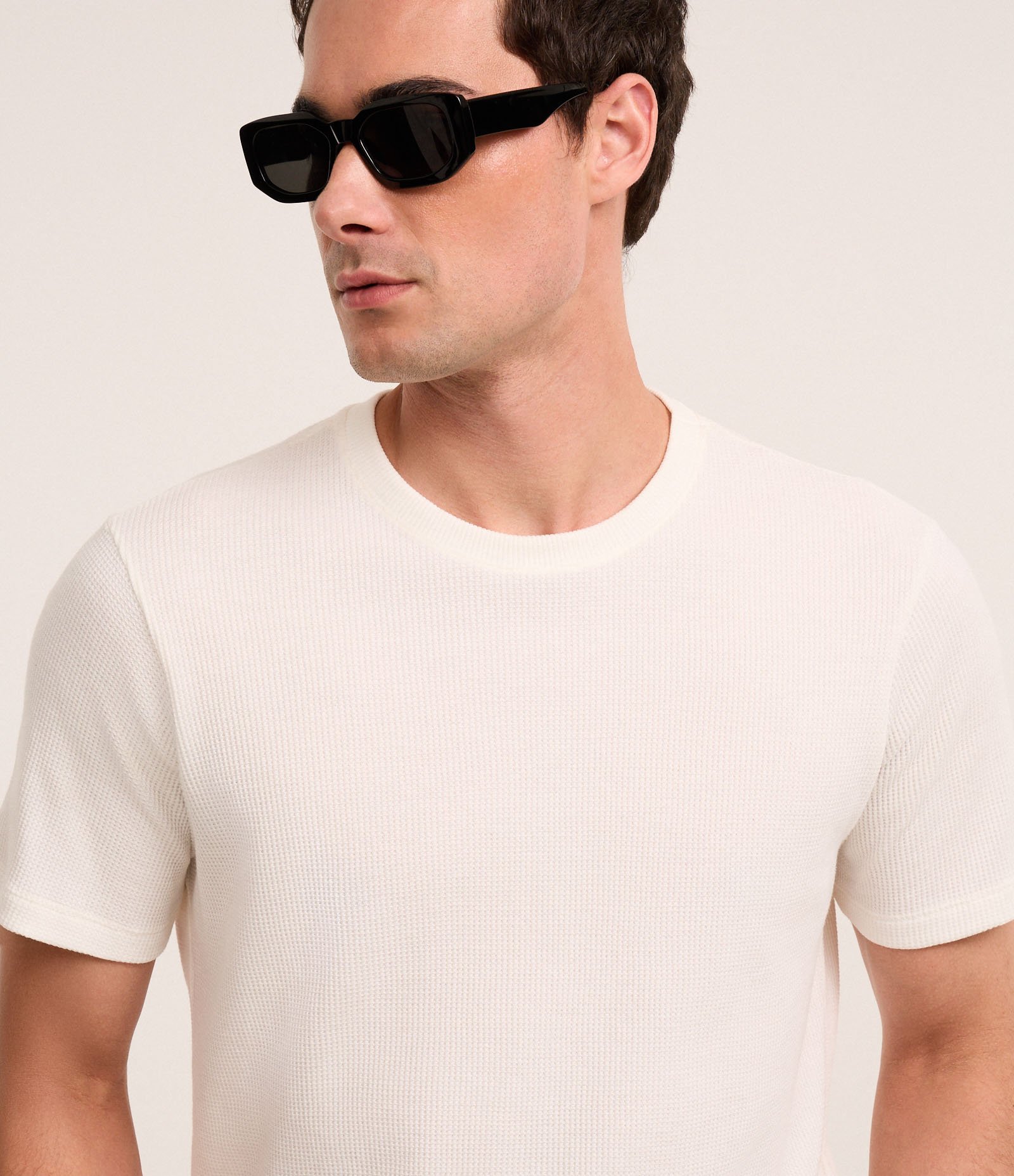 Camiseta Regular em Algodão com Textura Waffle Branco 6