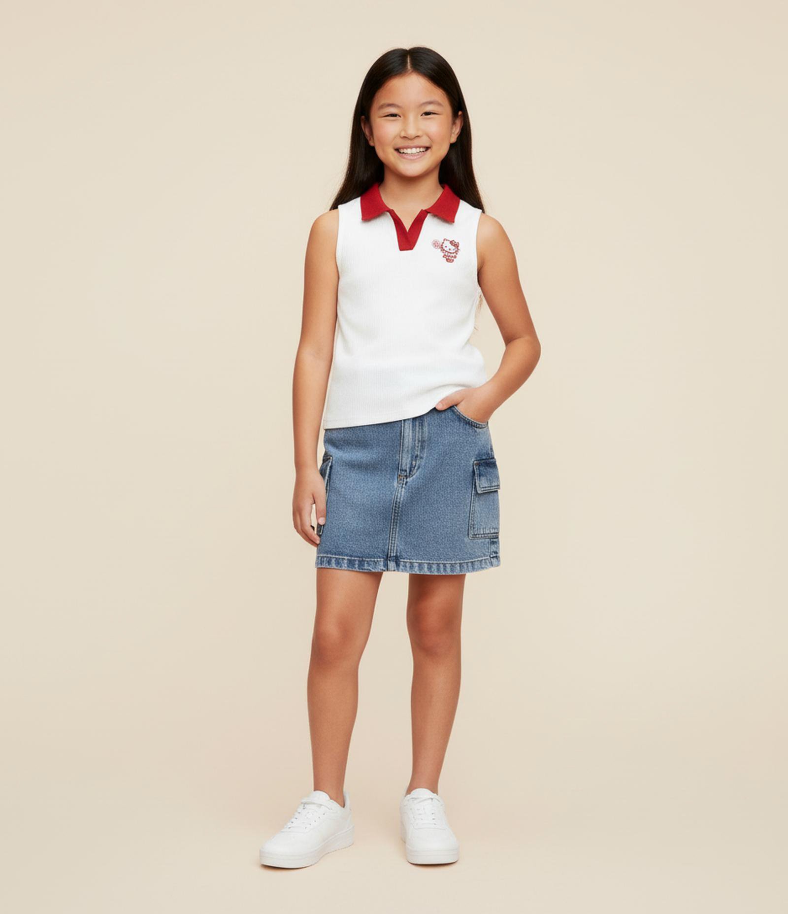 Regata Infantil em Ribana com Gola Polo Hello Kitty - Tam 1 a 14 Anos Branco 1