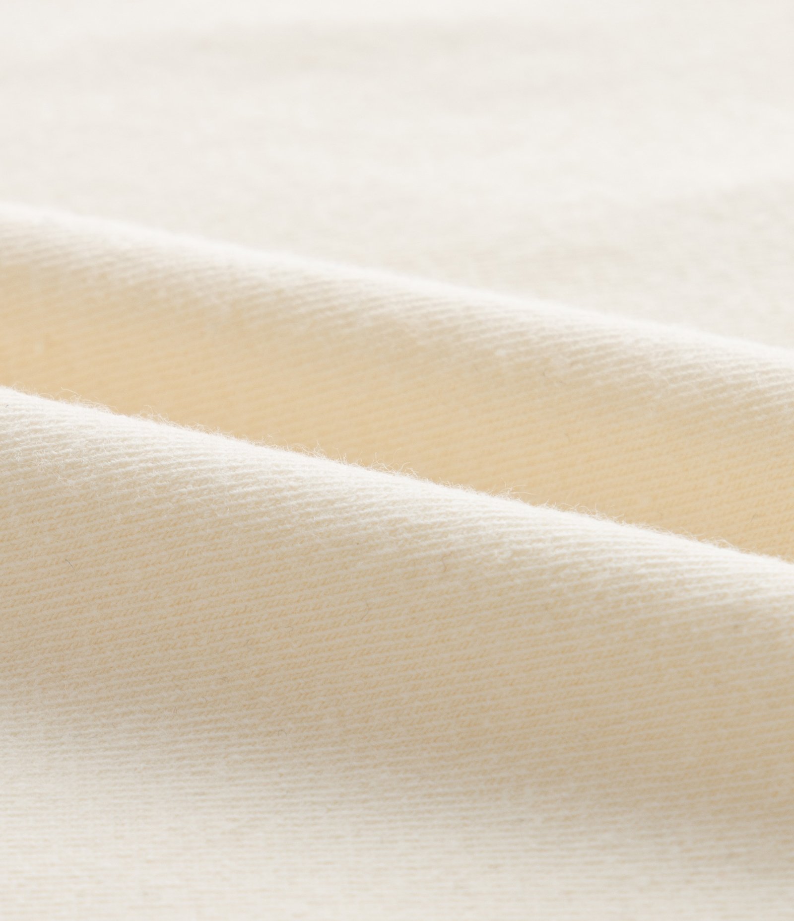 Camiseta Polo Infantil Hello Kitty com Bola de Vôlei - Tam 5 a 14 Anos Bege 3