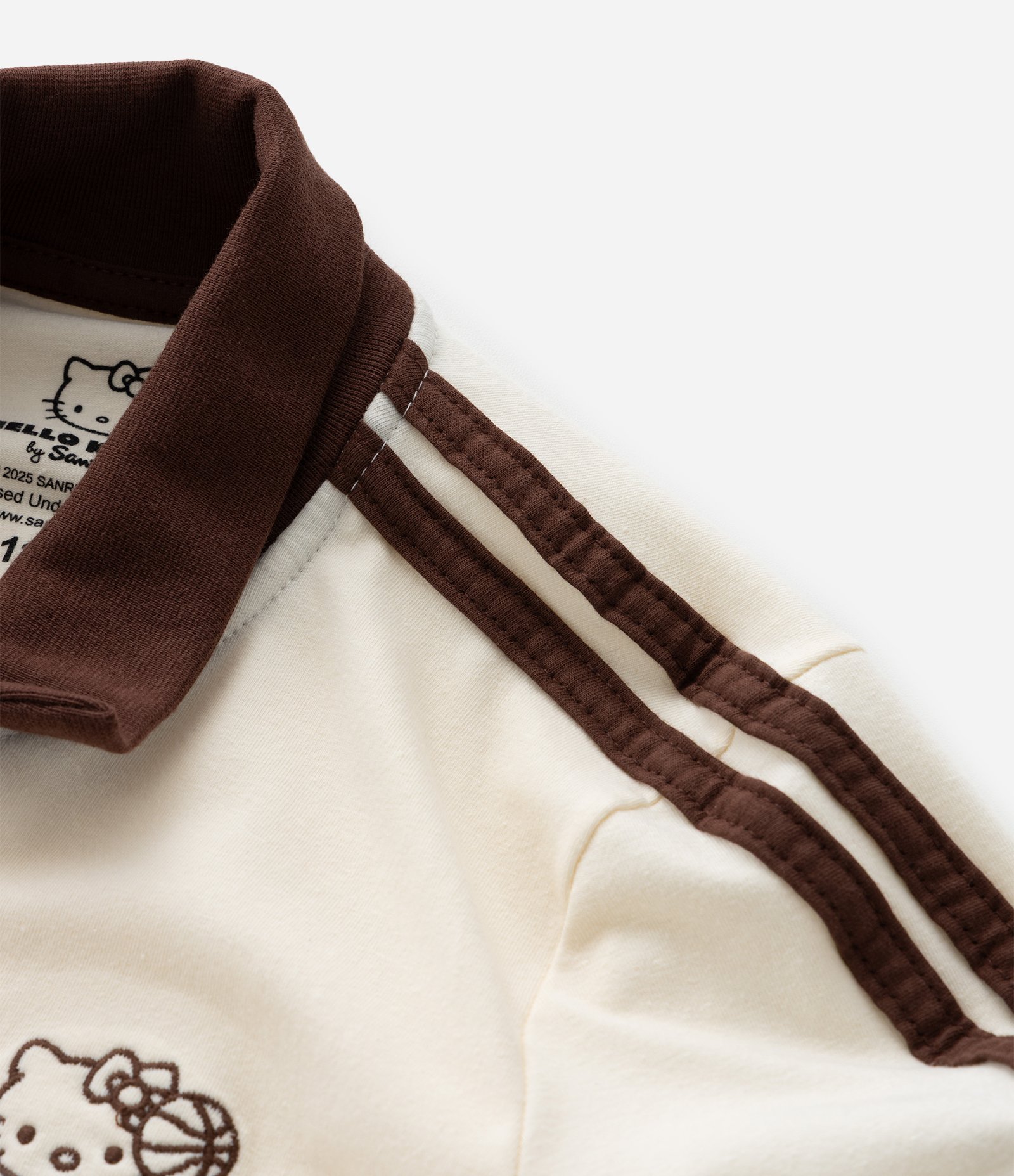 Camiseta Polo Infantil Hello Kitty com Bola de Vôlei - Tam 5 a 14 Anos Bege 4