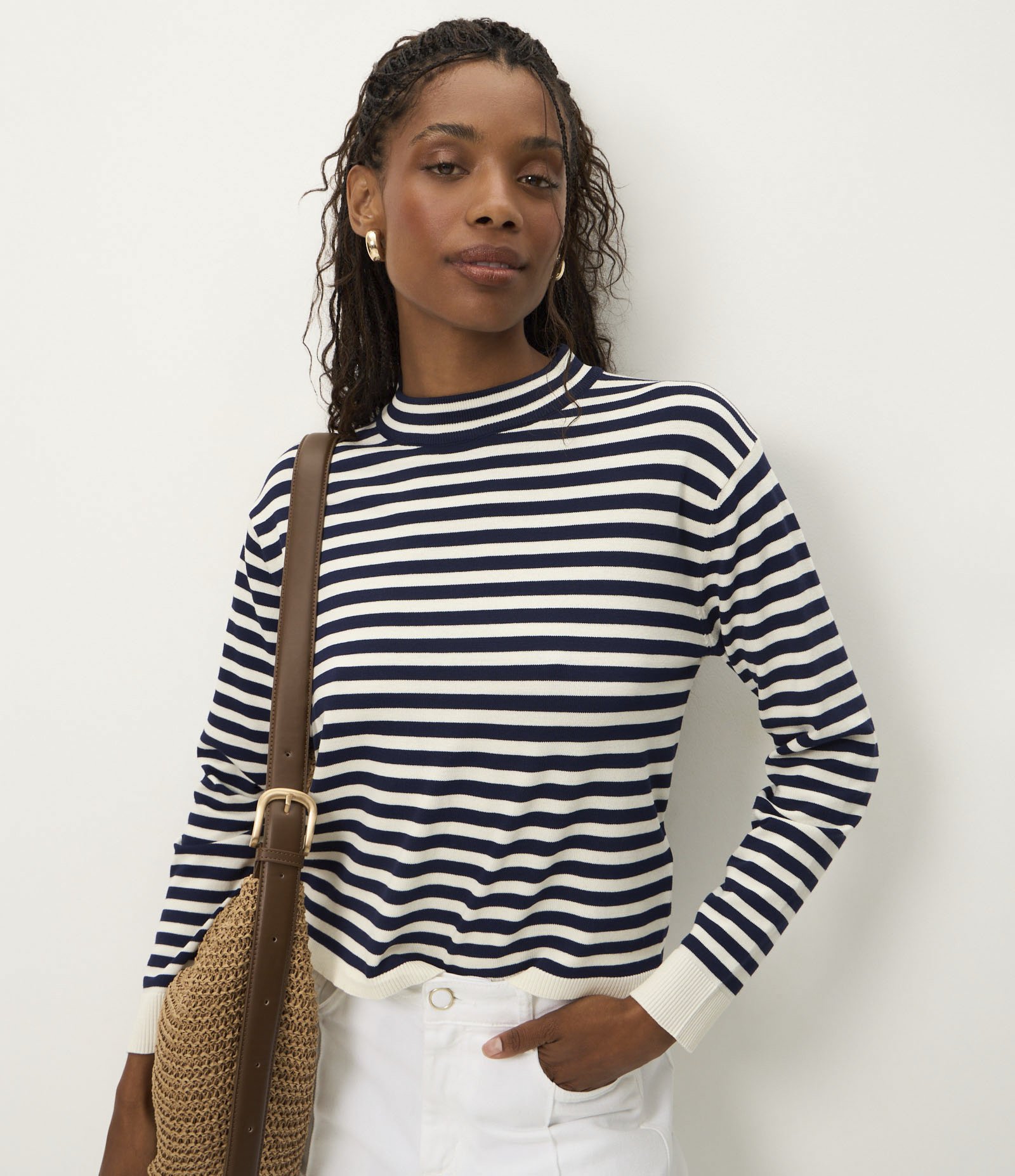 Blusa Listrada em Tricô com Gola Redonda Preto/Branco 1