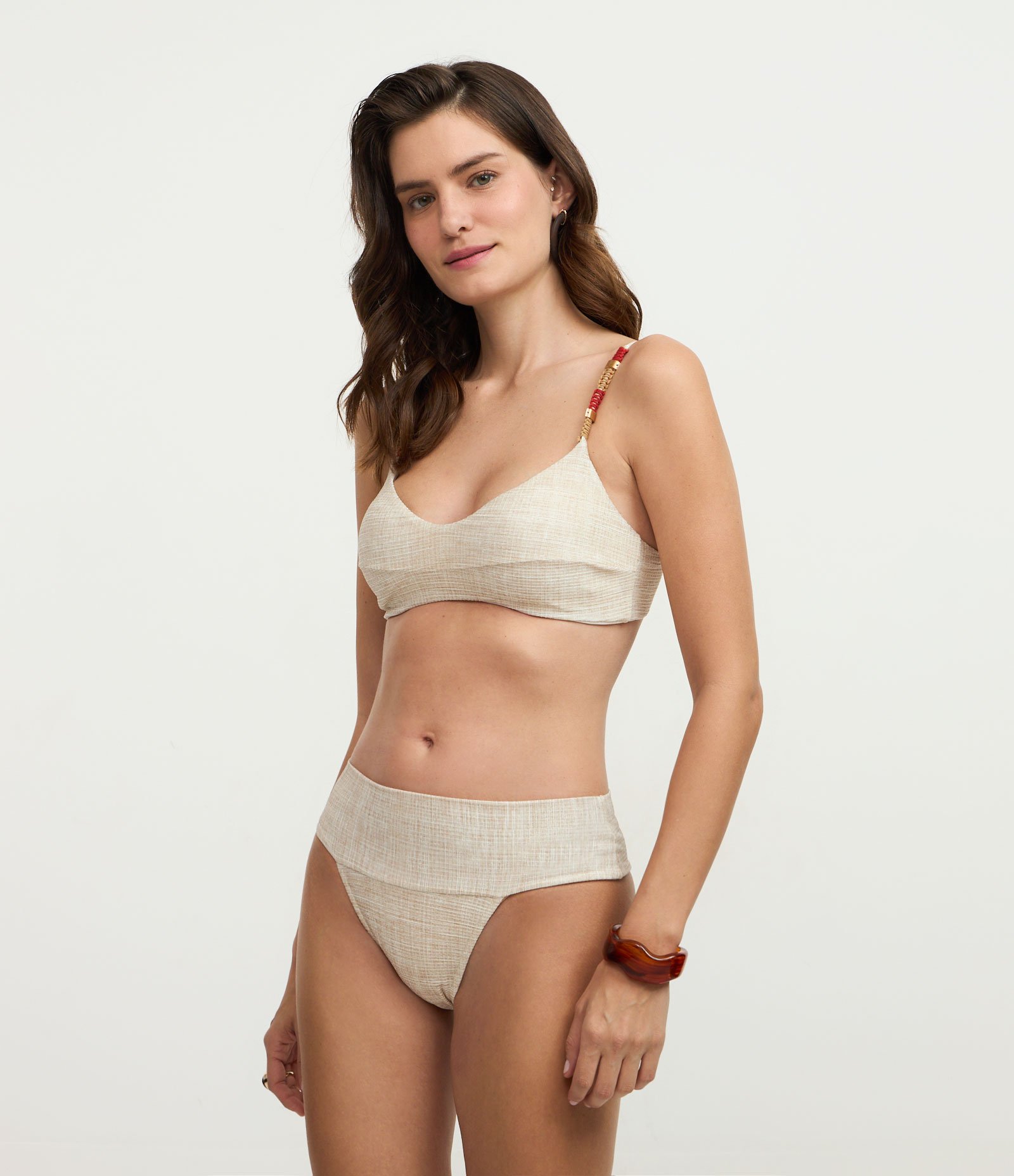 Biquíni Top Camisetinha em Microfibra com Textura Linho Bege 2