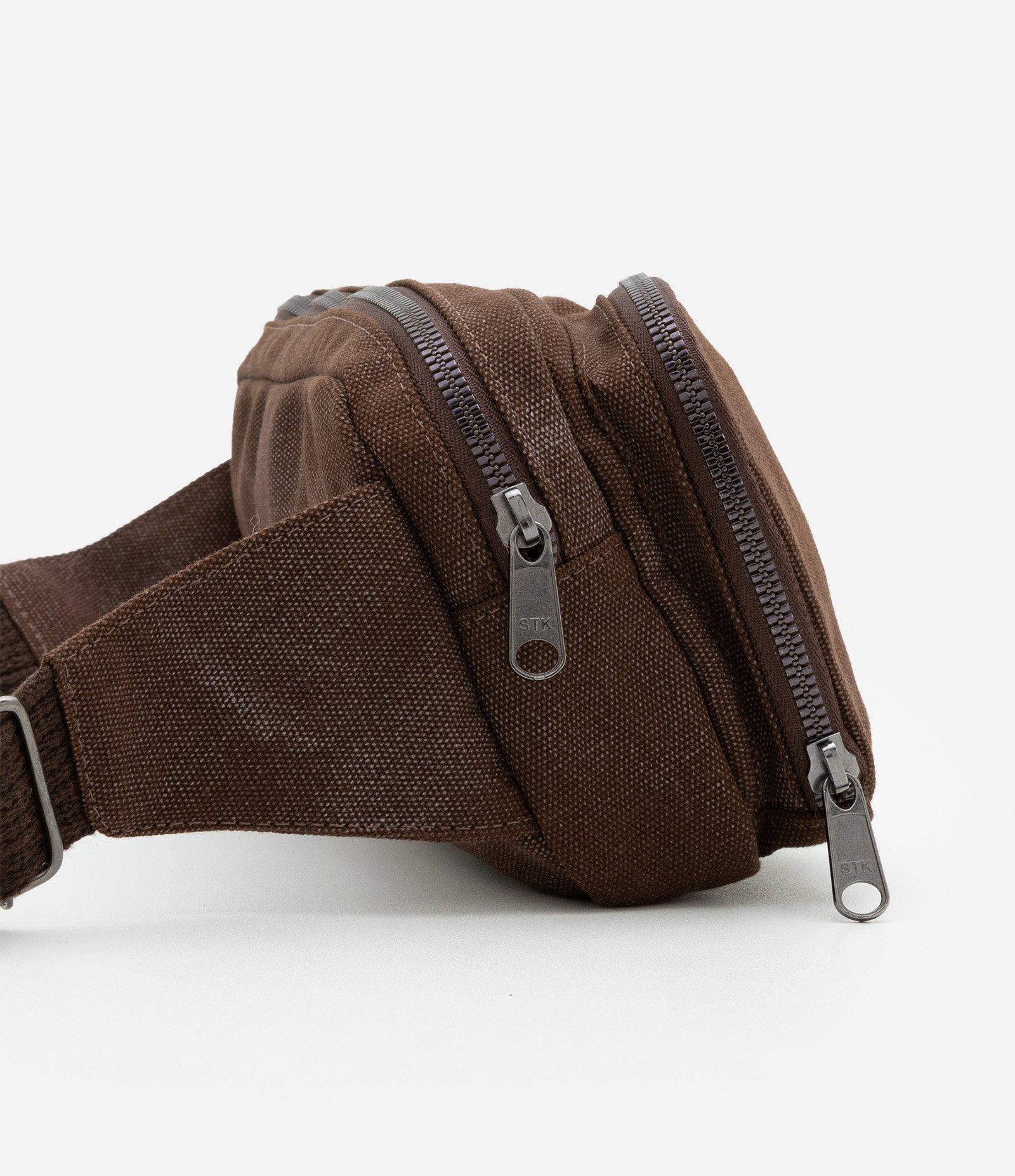 Pochete em Cotton com Bolsos e Efeito Estonado Marrom 2