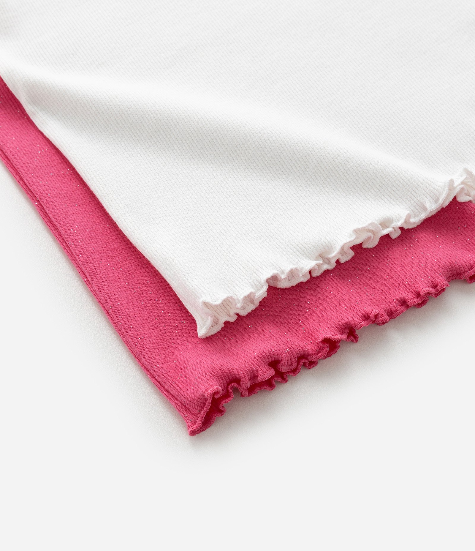 Kit 02 Camisetas Regulares Infantis em Ribana com Estampa Stitch e Angel - Tam 5 a 14 Anos Rosa/Branco 4