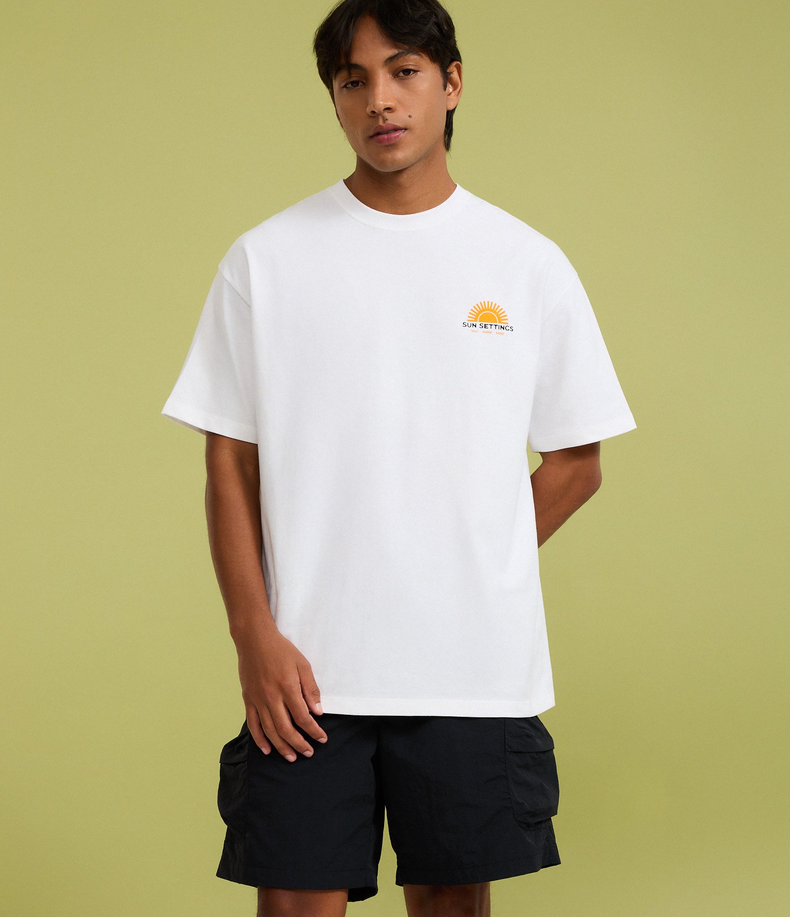 Bermuda Cargo Lisa em Tecido Tecnológico Cinza 3