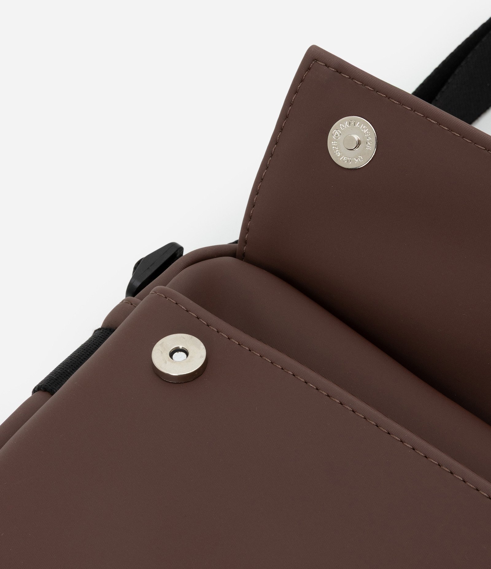 Bolsa Shoulder em Pu com Bolso Marrom 5