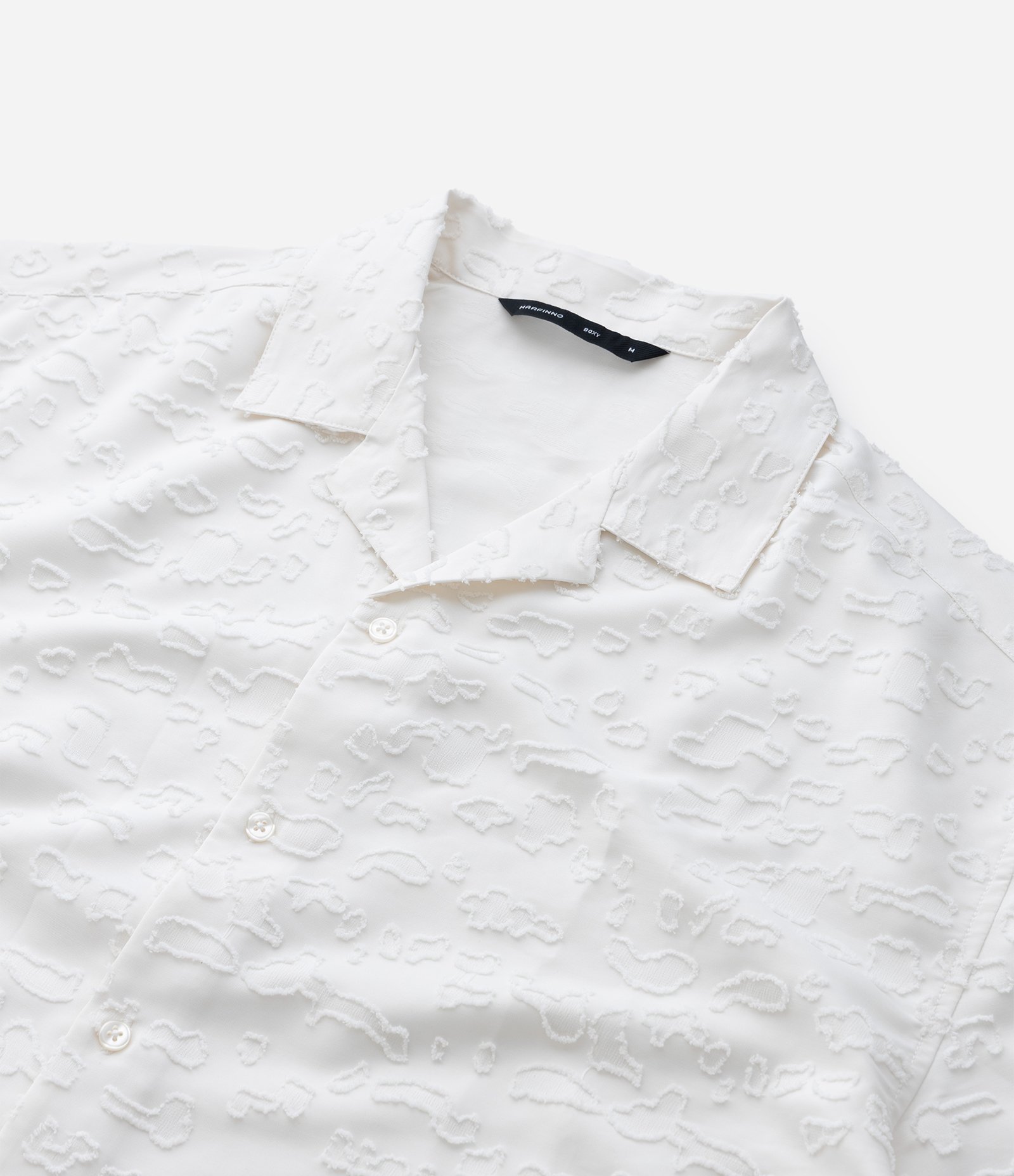 Camisa Boxy com Textura Devoré e Detalhes Navalhados Branco 4
