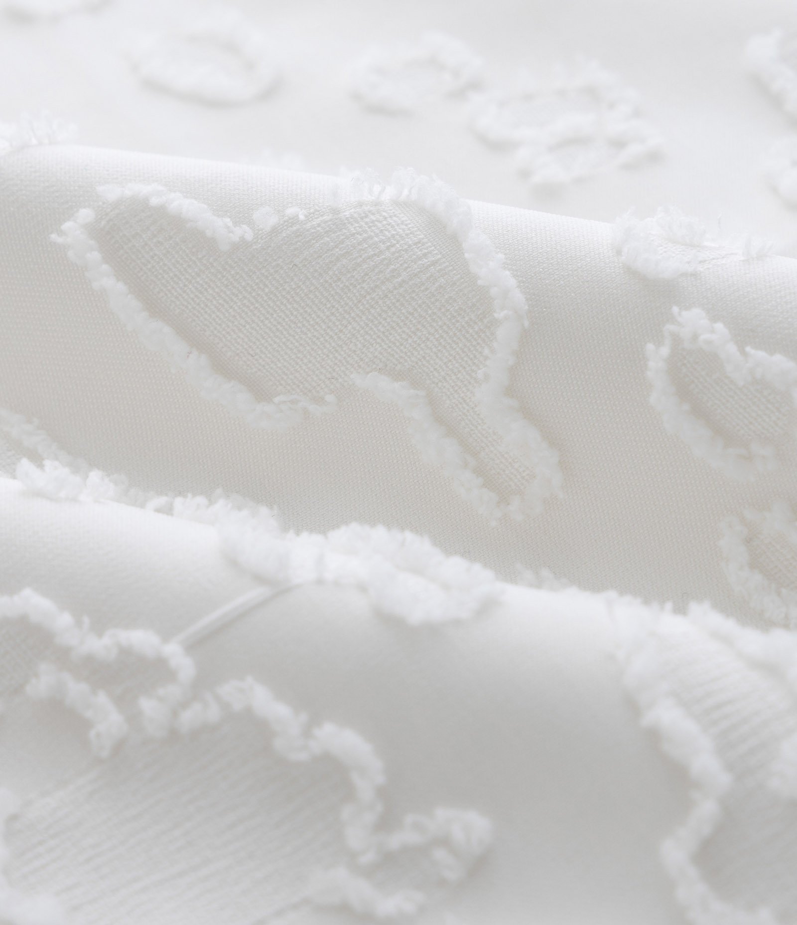 Camisa Boxy com Textura Devoré e Detalhes Navalhados Branco 5